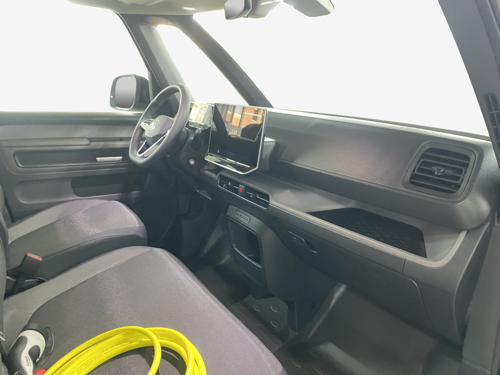 VW ID. Buzz Cargo Pro-image-13