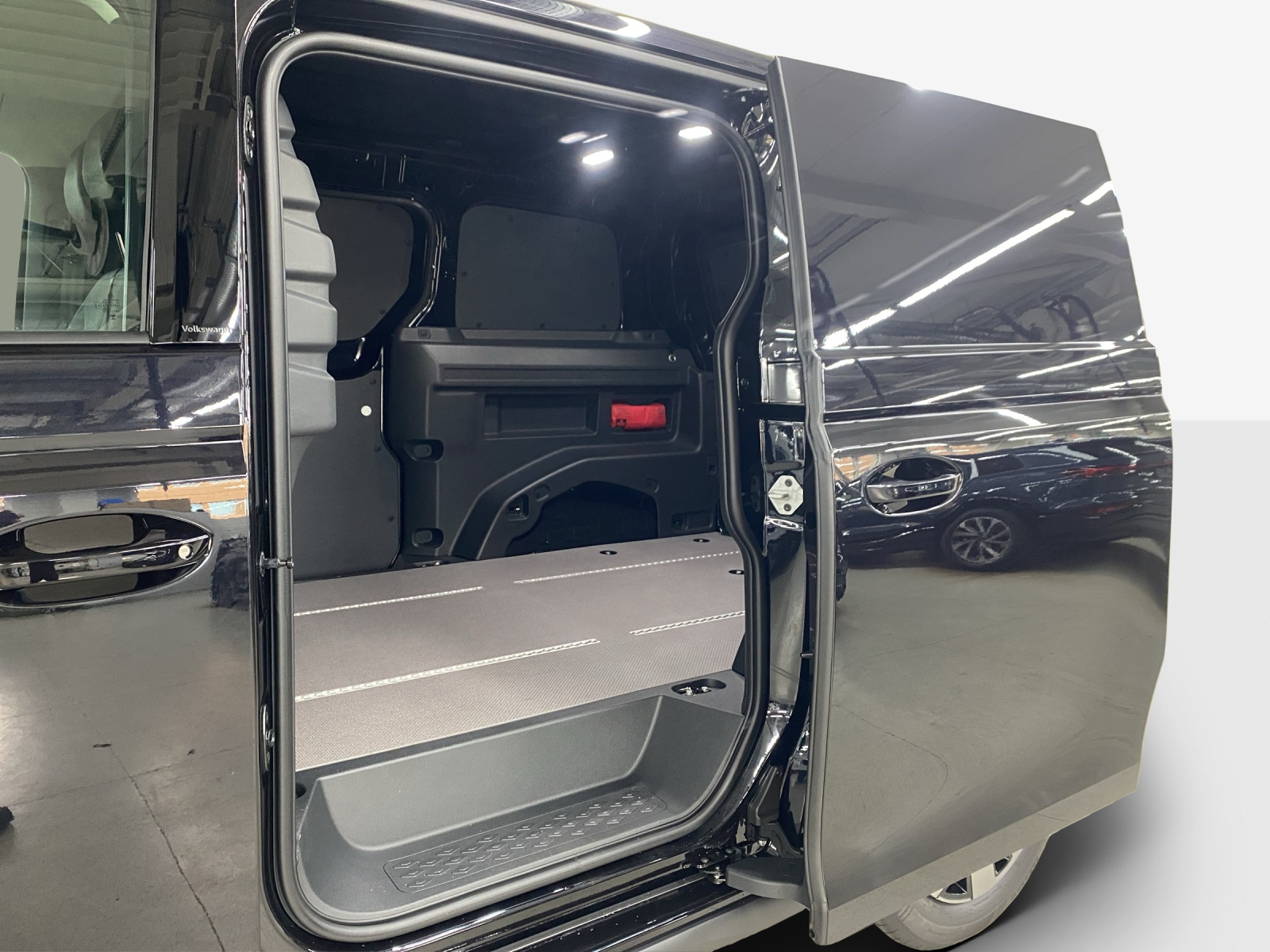 VW ID. Buzz Cargo Pro-image-11