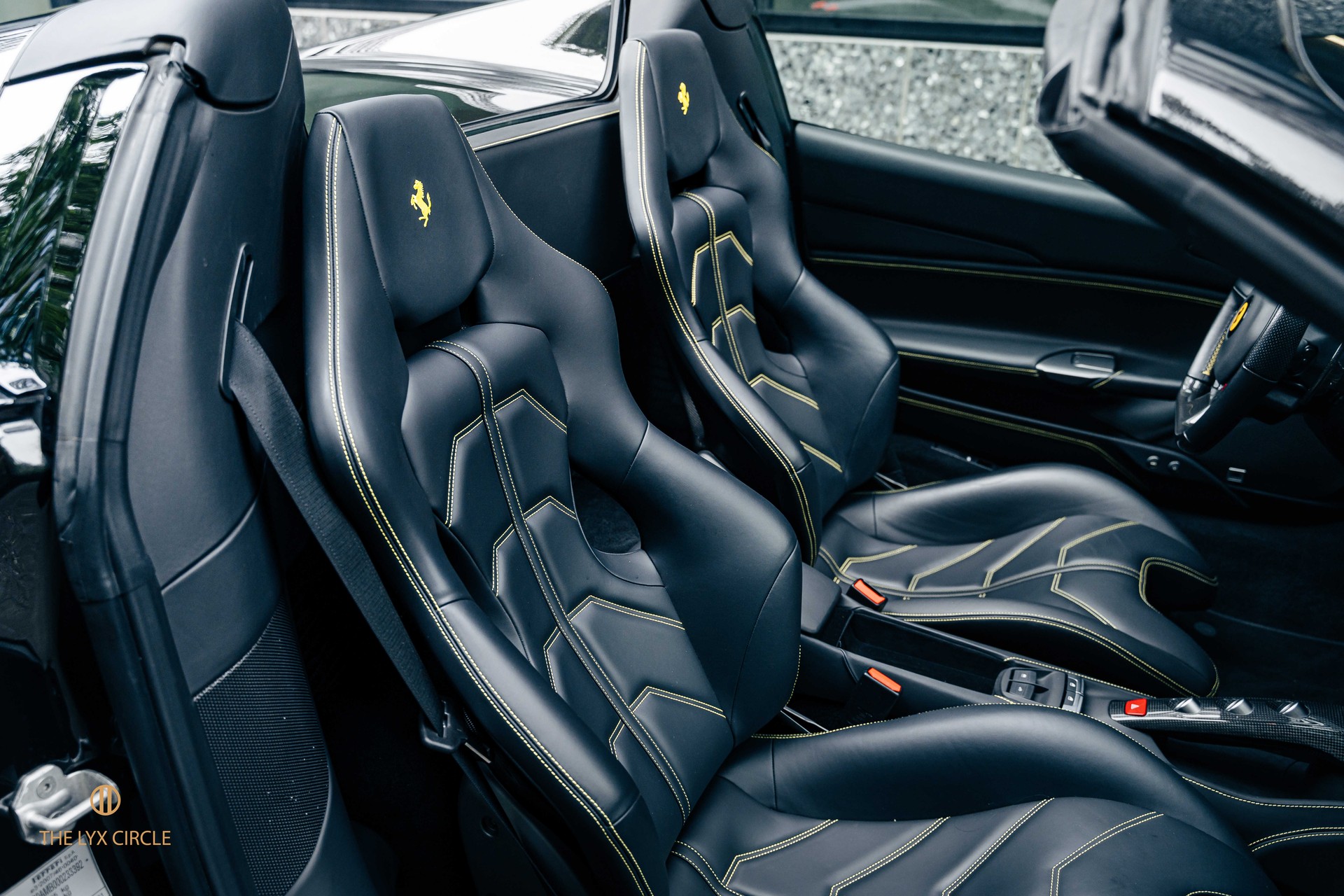 FERRARI 488 Spider 3.9 V8-image-10