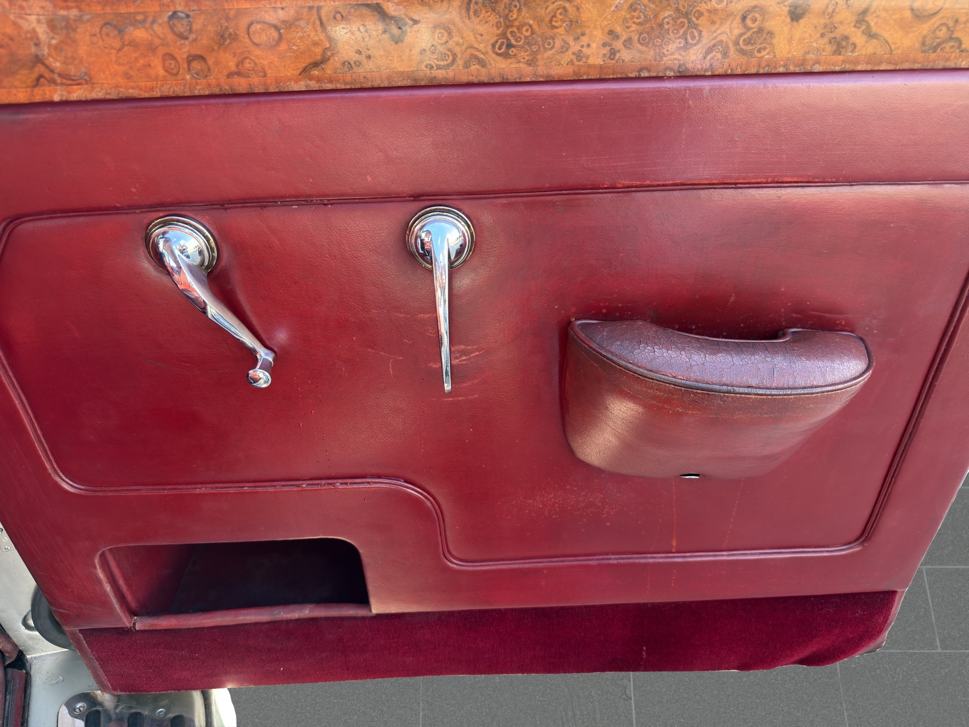 BENTLEY S1-image-9
