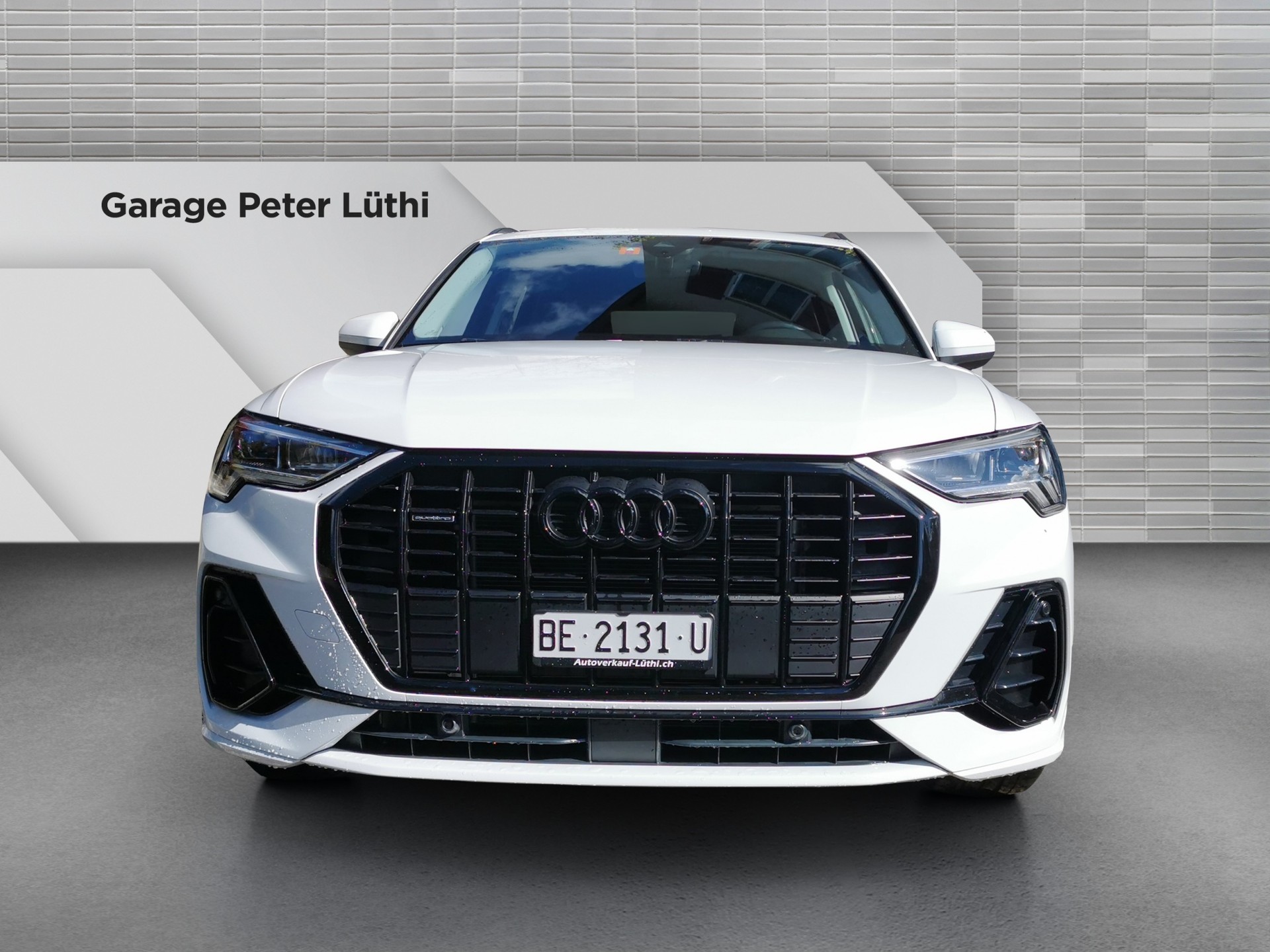 AUDI Q3 35 TDI S line quattro S-tronic-image-3