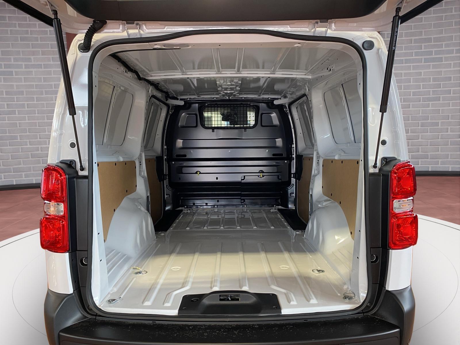 TOYOTA PROACE Van L2 2.0 D Active-image-10