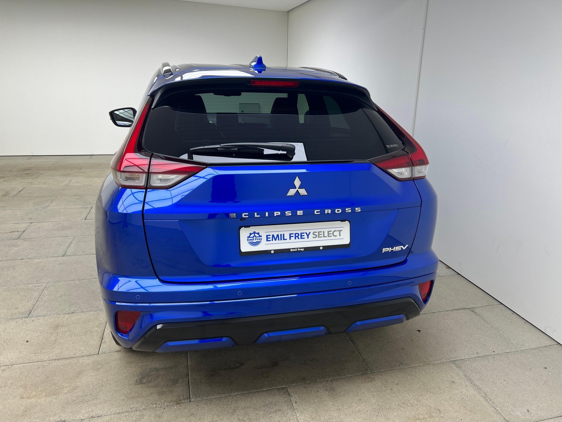 MITSUBISHI Eclipse Cross 2.4 PHEV Intense 4x4 / ab 3,99% Leasing bei Abschluss einer Protect Autoversicherung-image-4