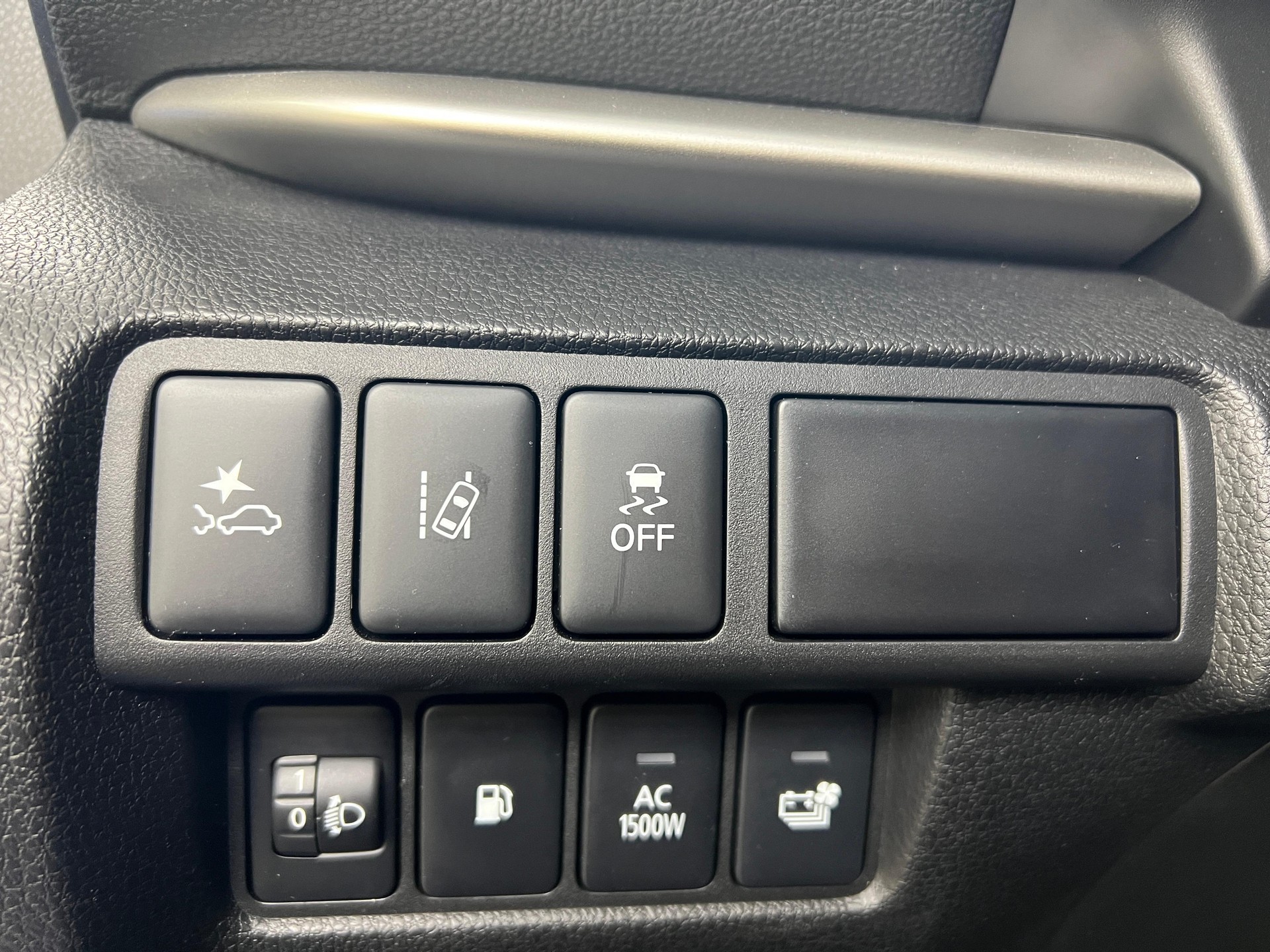 MITSUBISHI Eclipse Cross 2.4 PHEV Intense 4x4 / ab 3,99% Leasing bei Abschluss einer Protect Autoversicherung-image-13