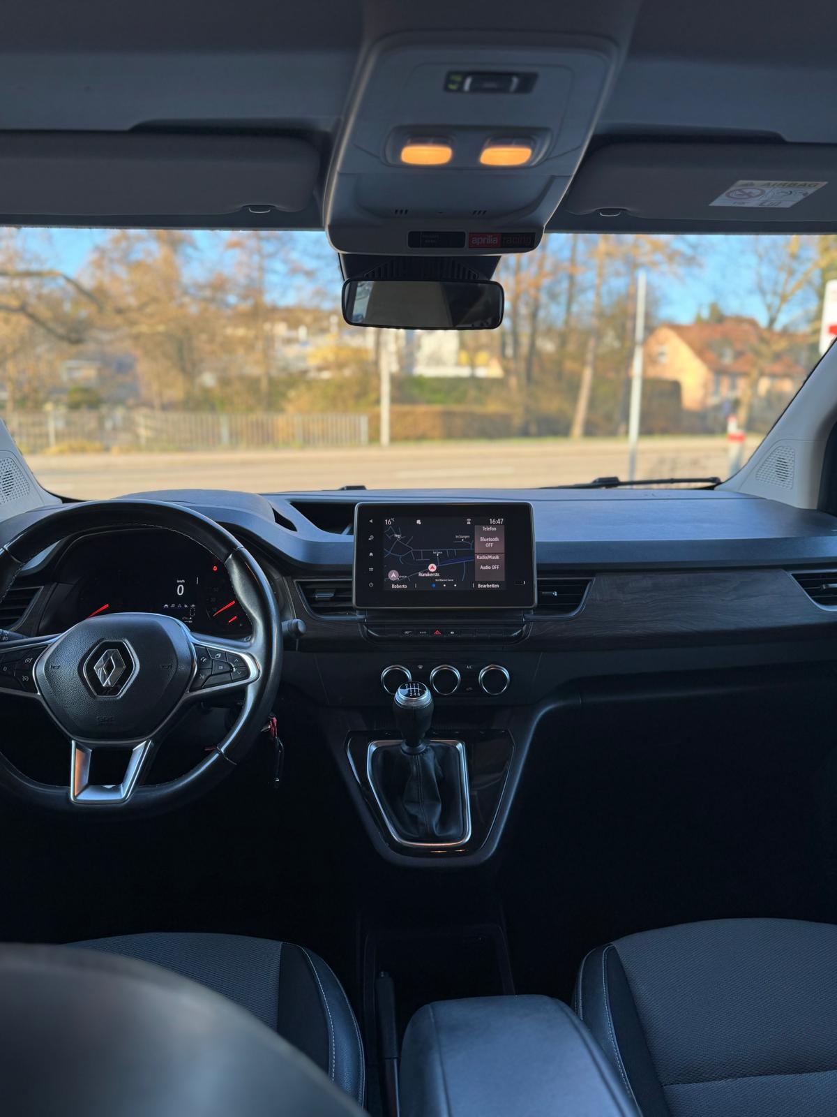 RENAULT Kangoo 1.5 dCi 95 Edition One-image-6