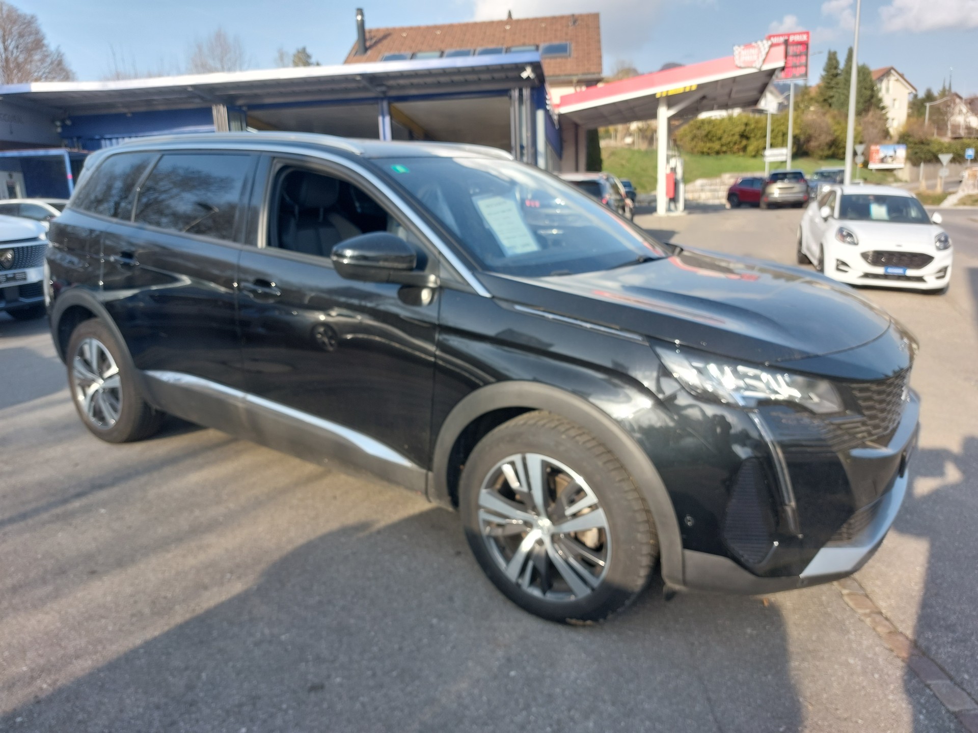 PEUGEOT 5008-image-3