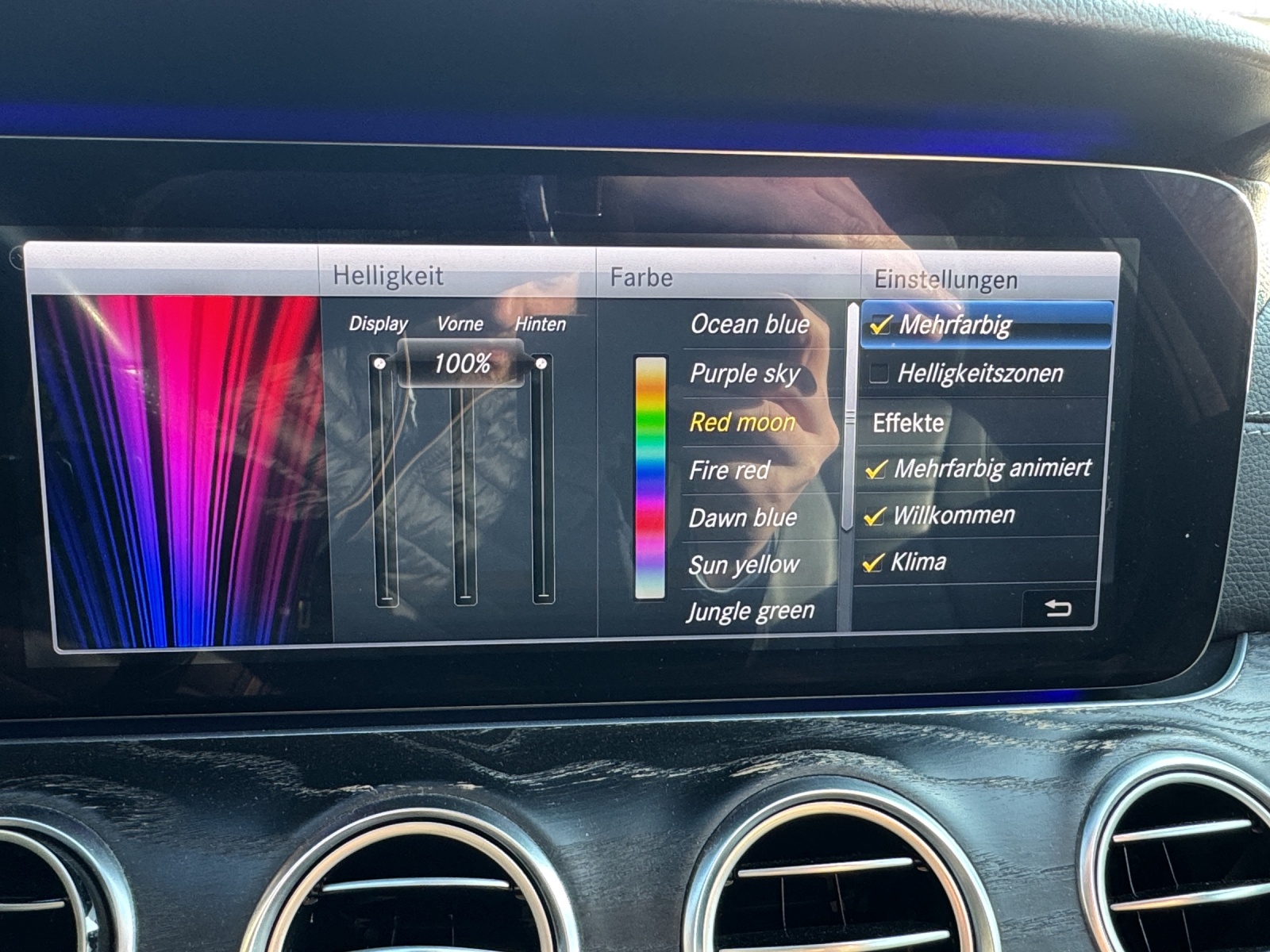 MERCEDES-BENZ E 220 d AMG Line 9G-Tronic-image-20