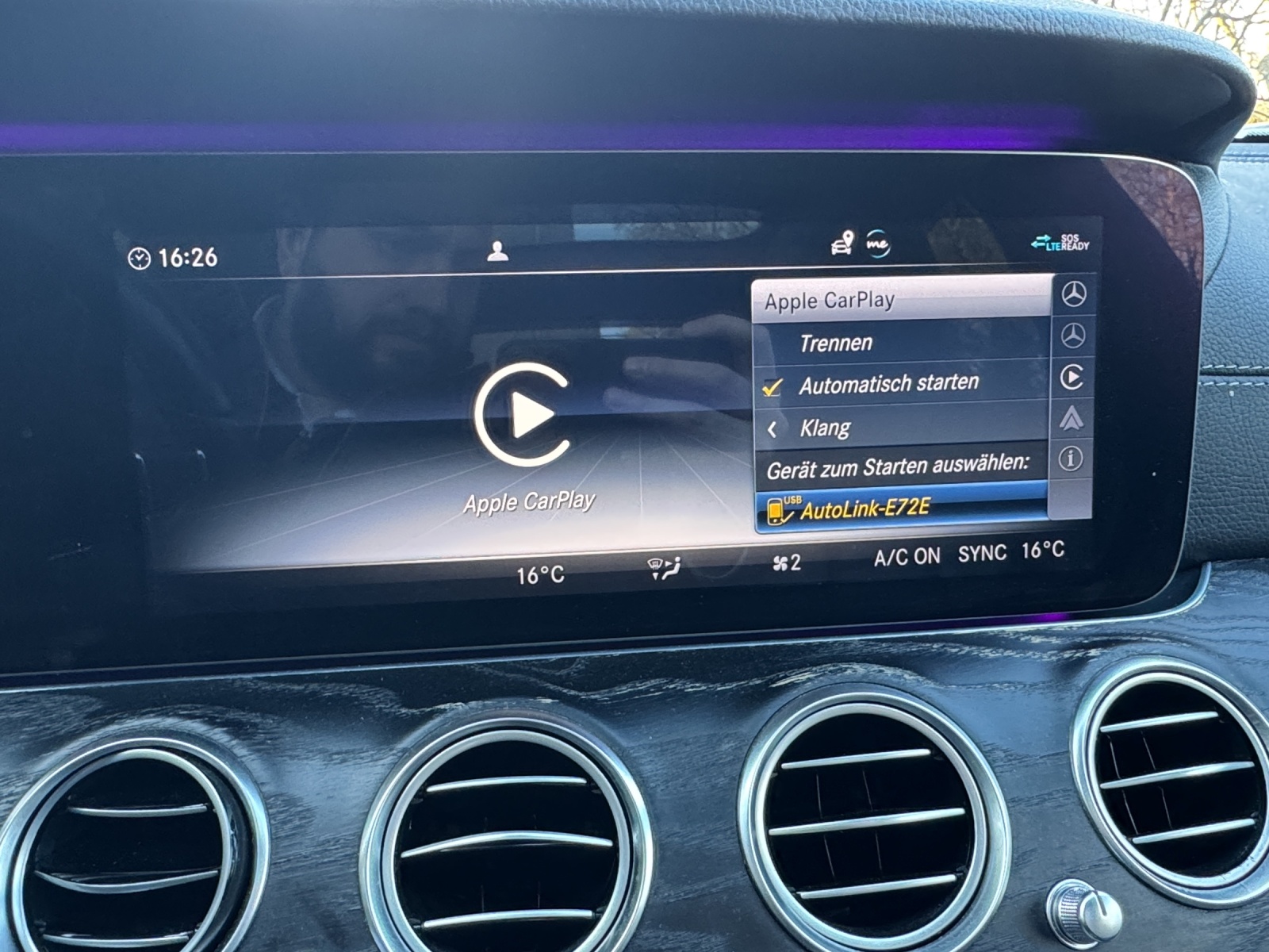 MERCEDES-BENZ E 220 d AMG Line 9G-Tronic-image-19