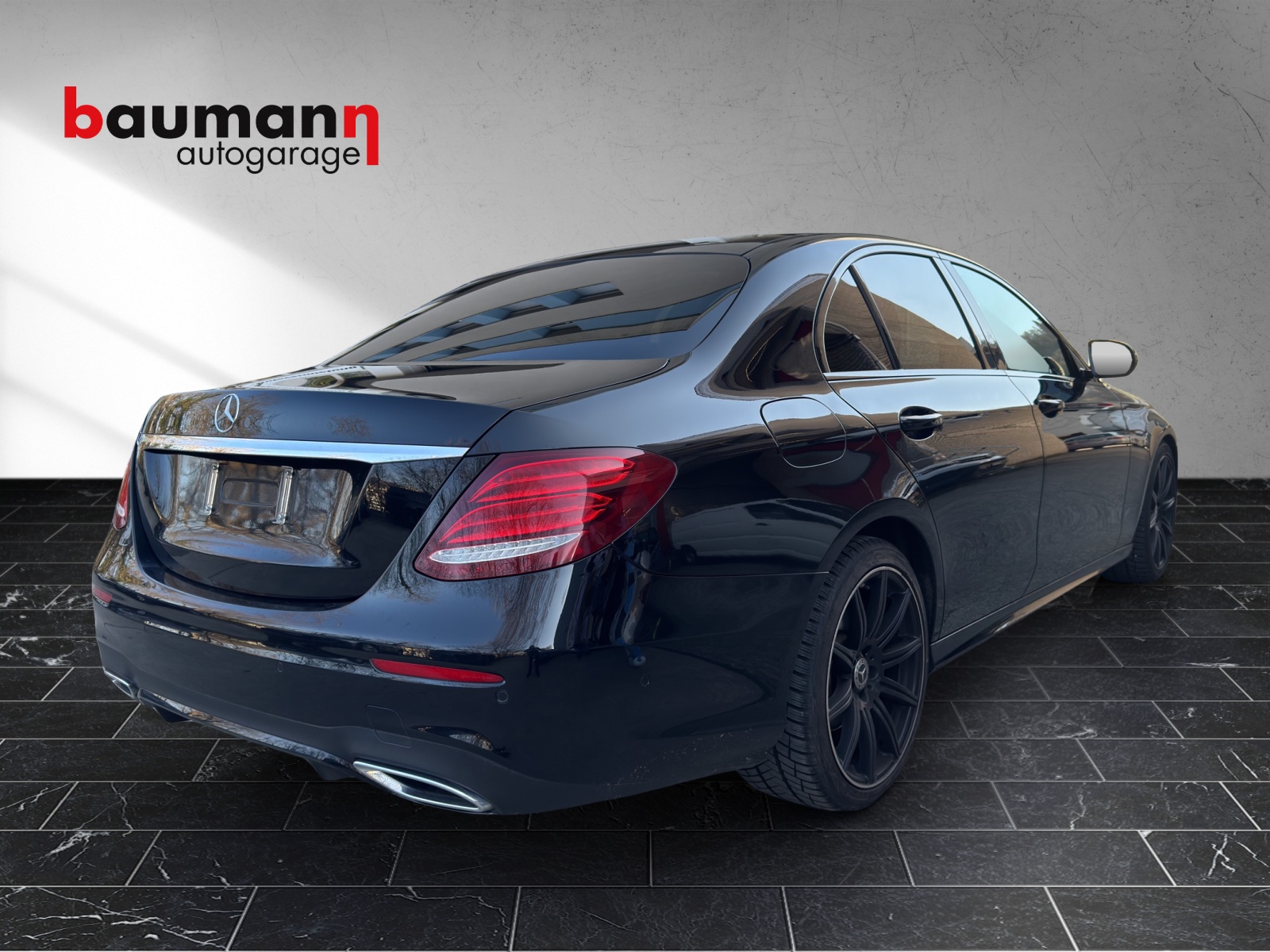 MERCEDES-BENZ E 220 d AMG Line 9G-Tronic-image-4