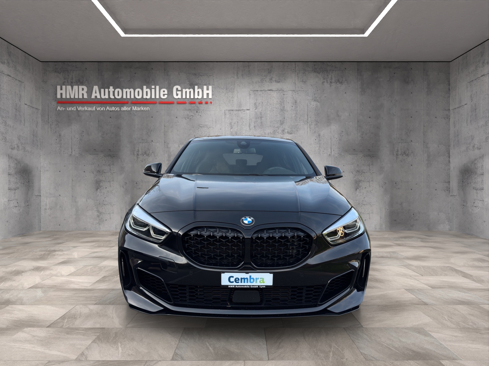 BMW M135i xDrive Steptronic-image-4