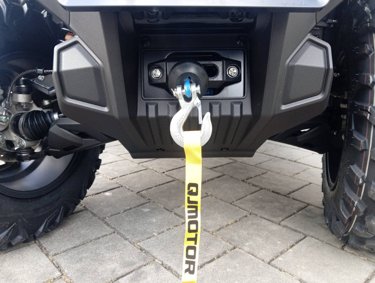 QJ SFA 1000 ABS EPS DLX Touring-image-4