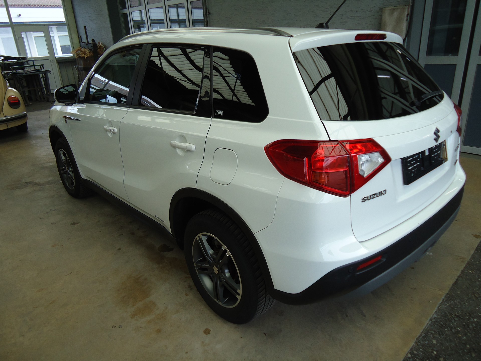 SUZUKI Vitara 1.6 TD Sergio Cellano Top-image-2