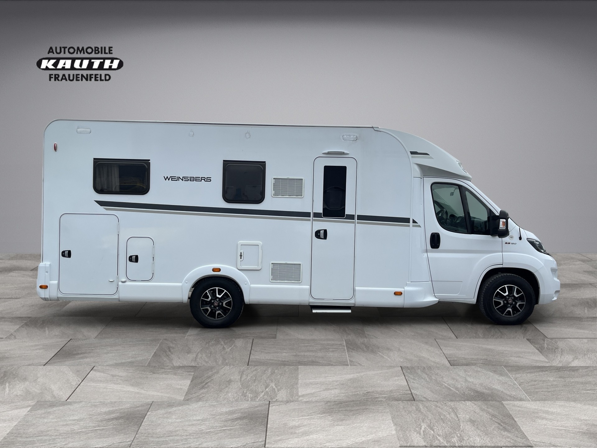 WEINSBERG CaraSuite 700MEG 5 Schlafplätze, K250 Fiat Ducato-image-5
