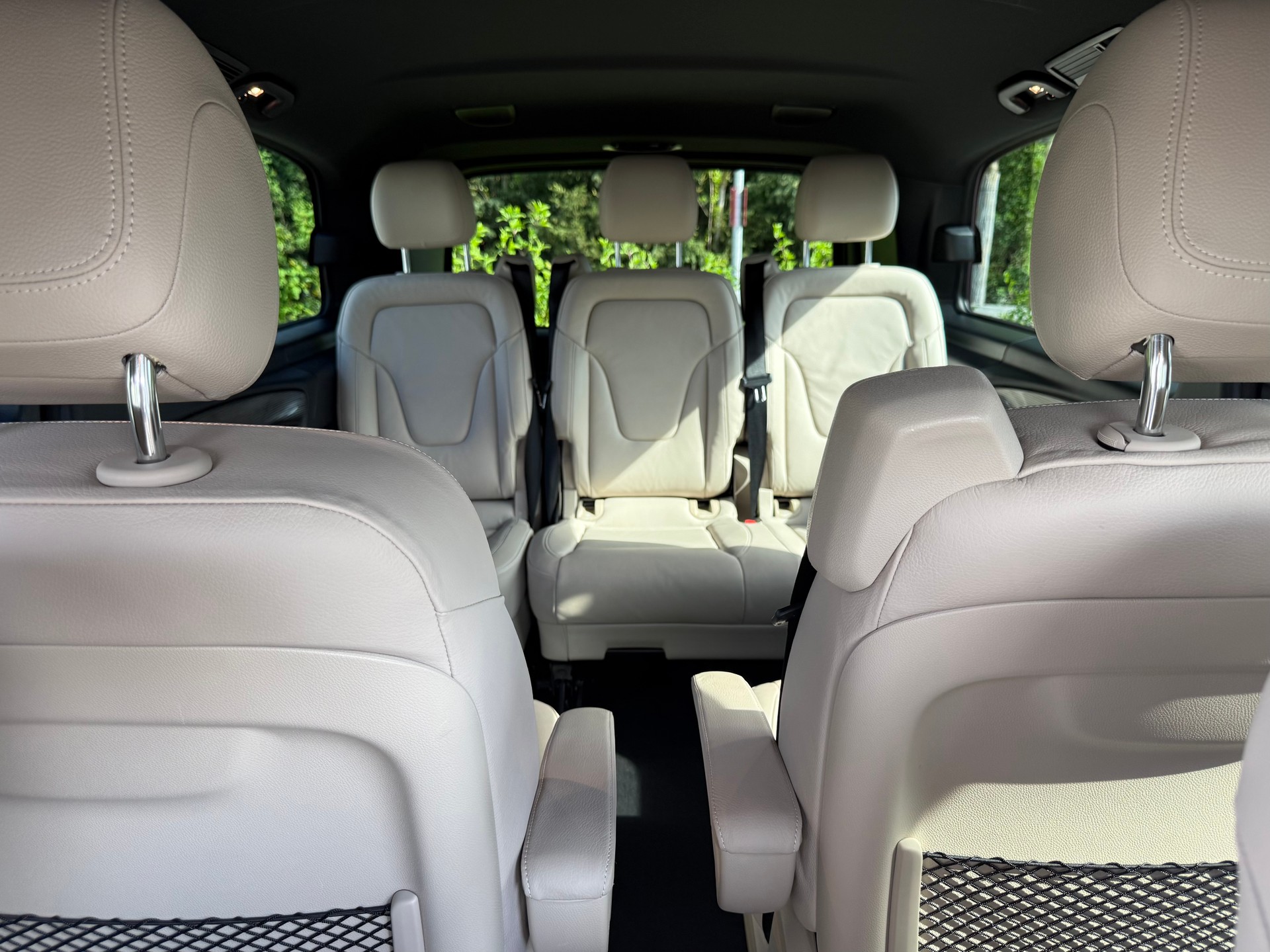 MERCEDES-BENZ EQV 300 extralang-Abstandtempomat, 07 Plätzer, 360-Kamera,-image-17