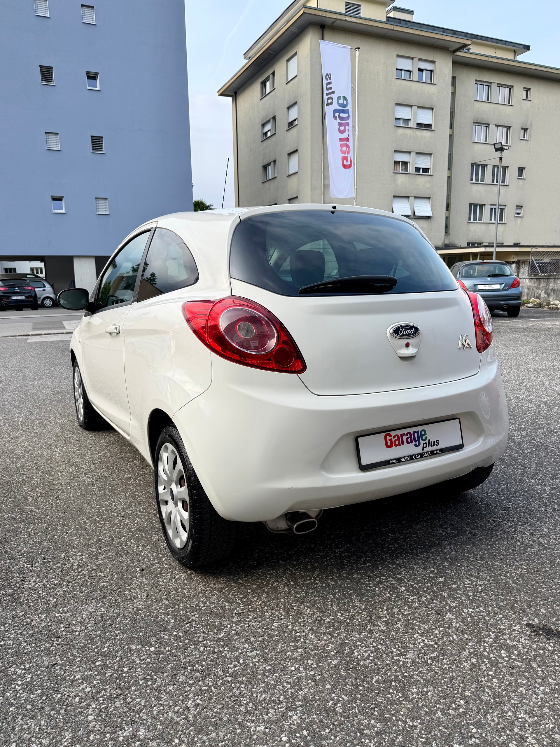 FORD KA 1.25 Titanium-image-5