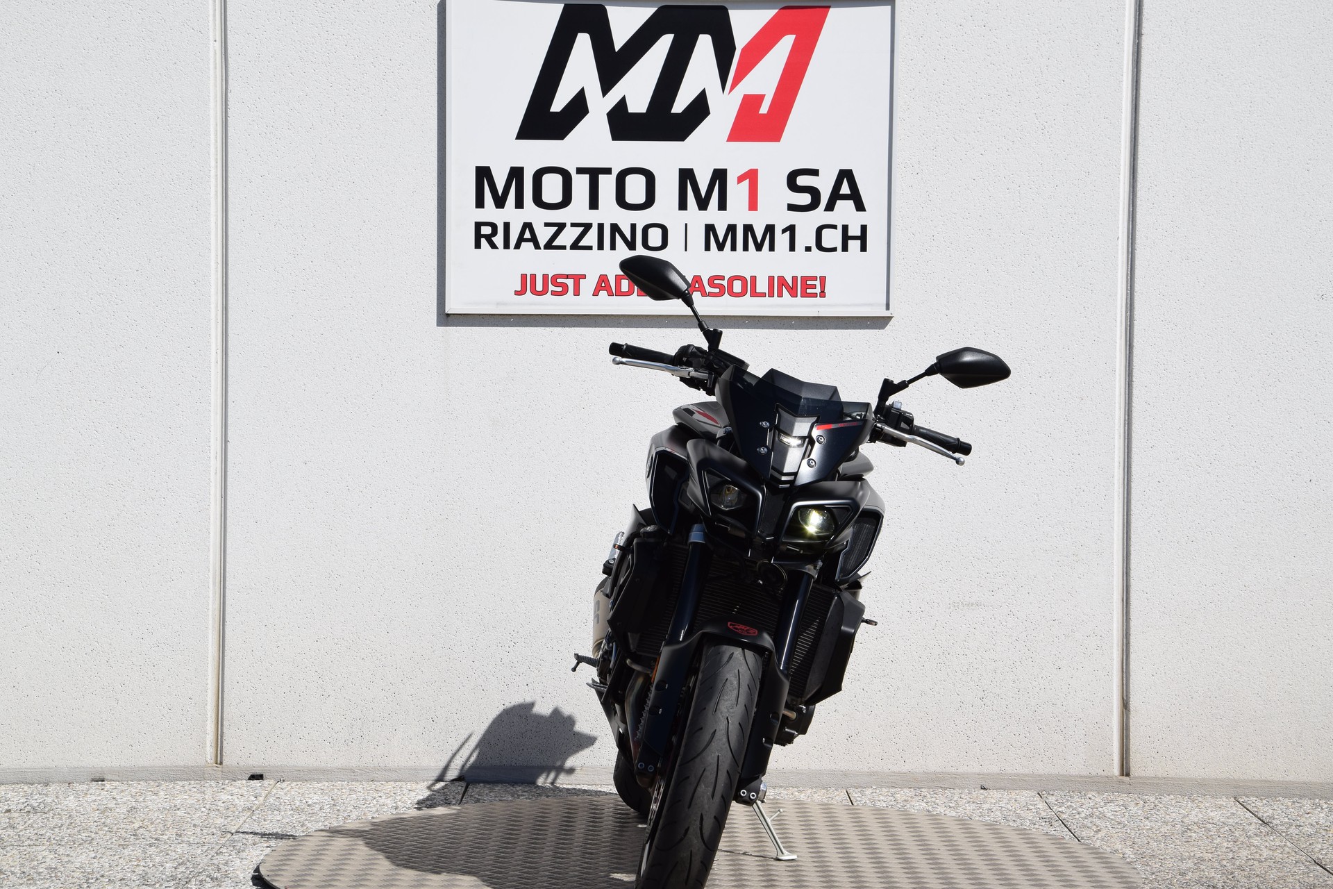 YAMAHA MT-10 ABS-image-2