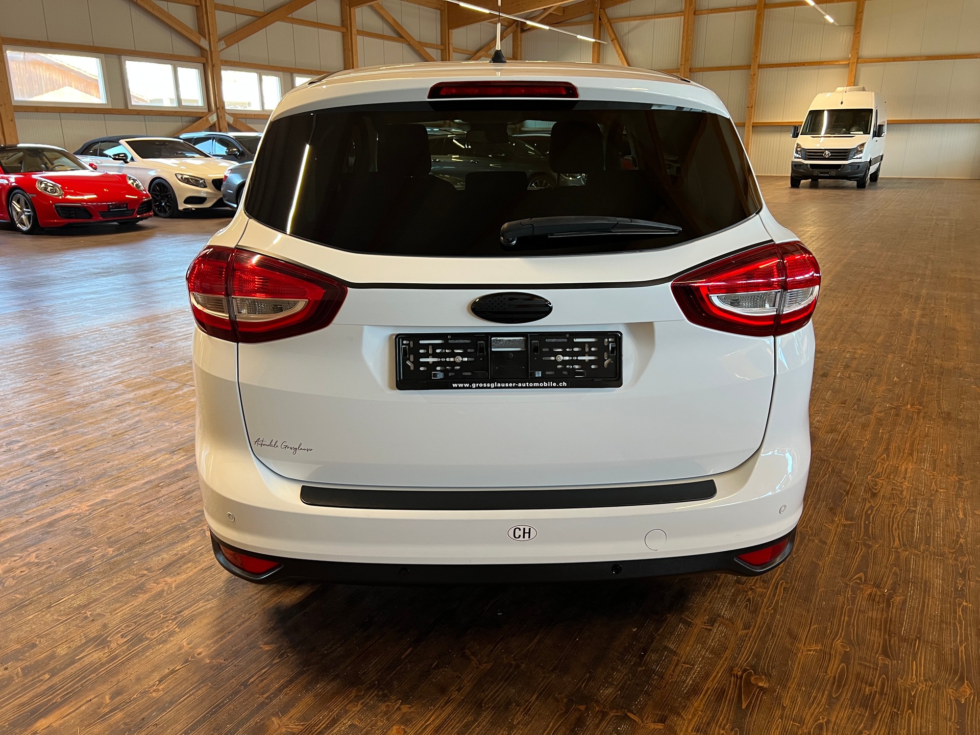 FORD C-Max 2.0 TDCi Trend PowerShift-image-5