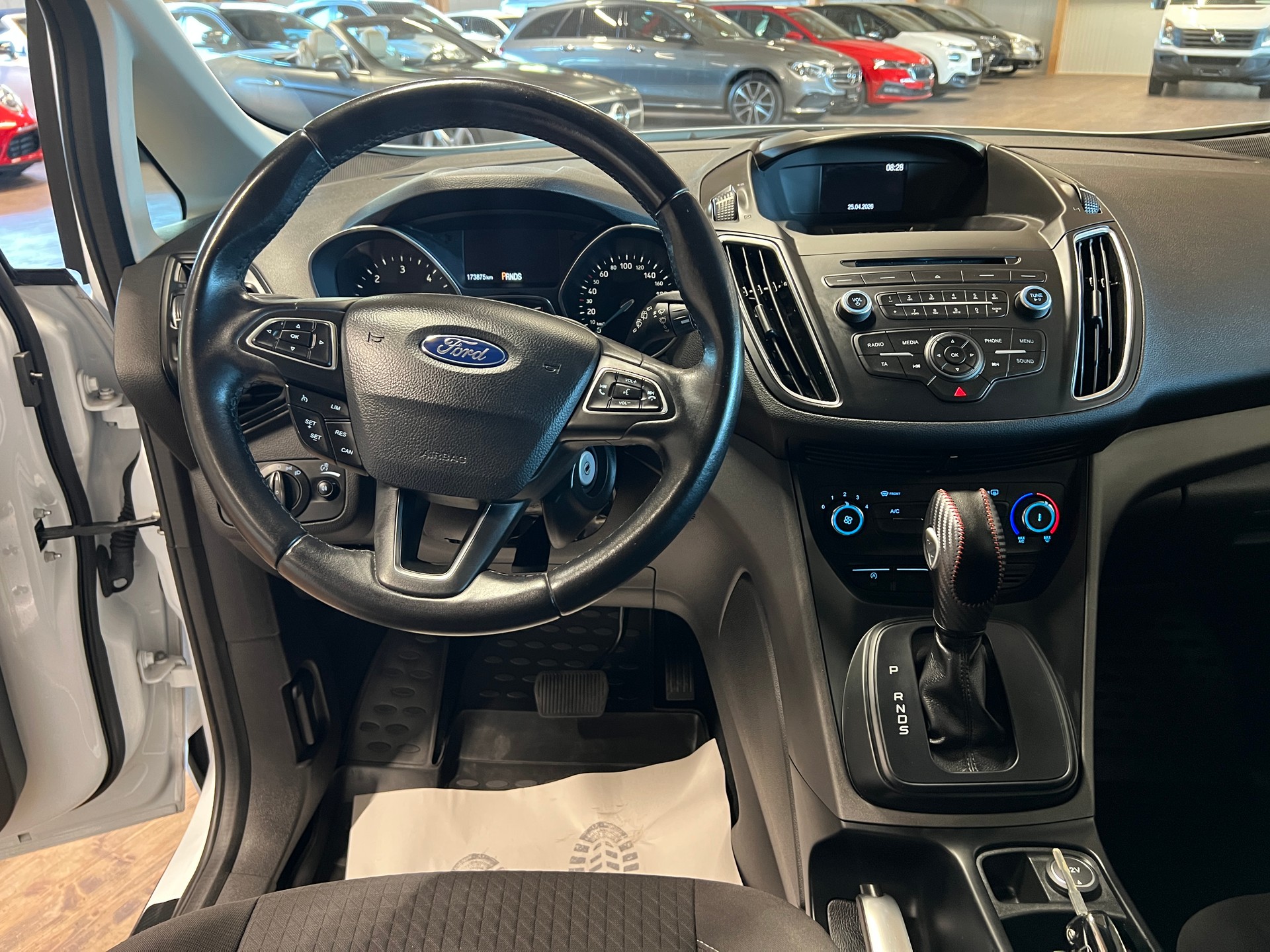 FORD C-Max 2.0 TDCi Trend PowerShift-image-9