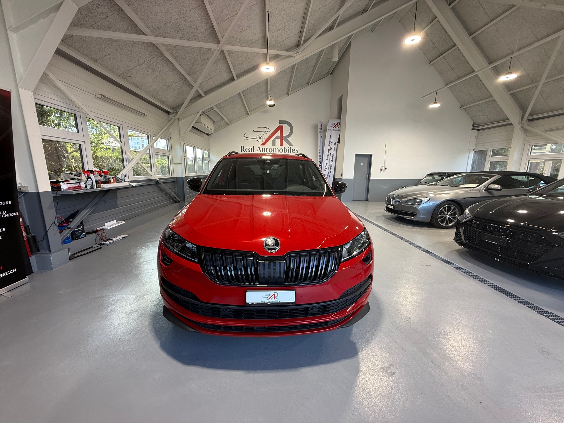 SKODA KAROQ-image-1