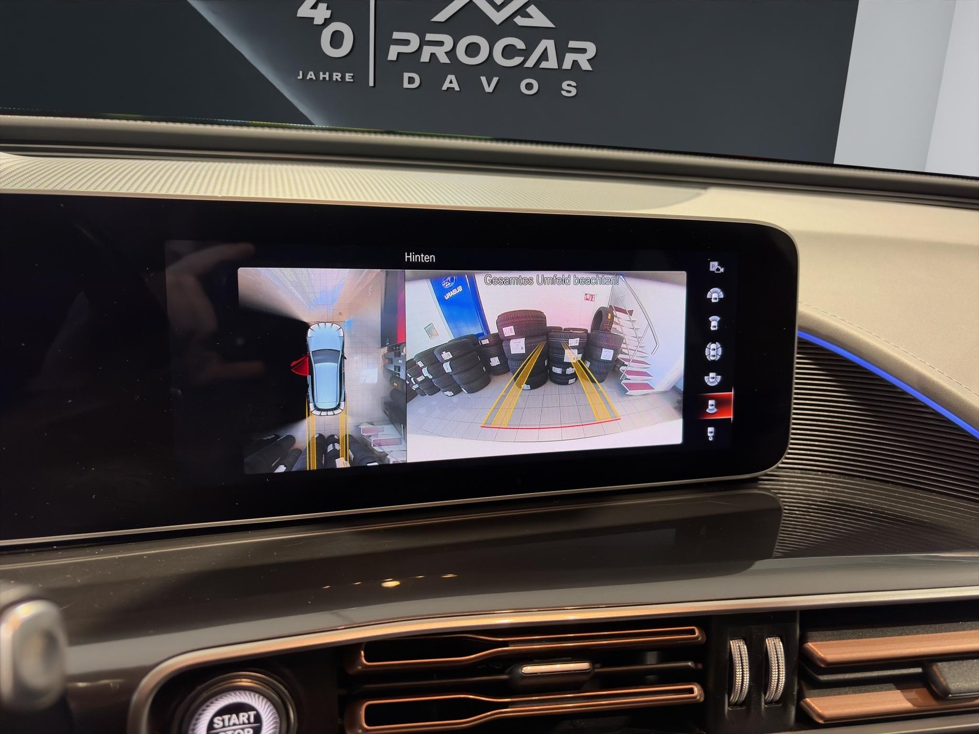 MERCEDES-BENZ EQC 400 AMG Line 4matic-image-10