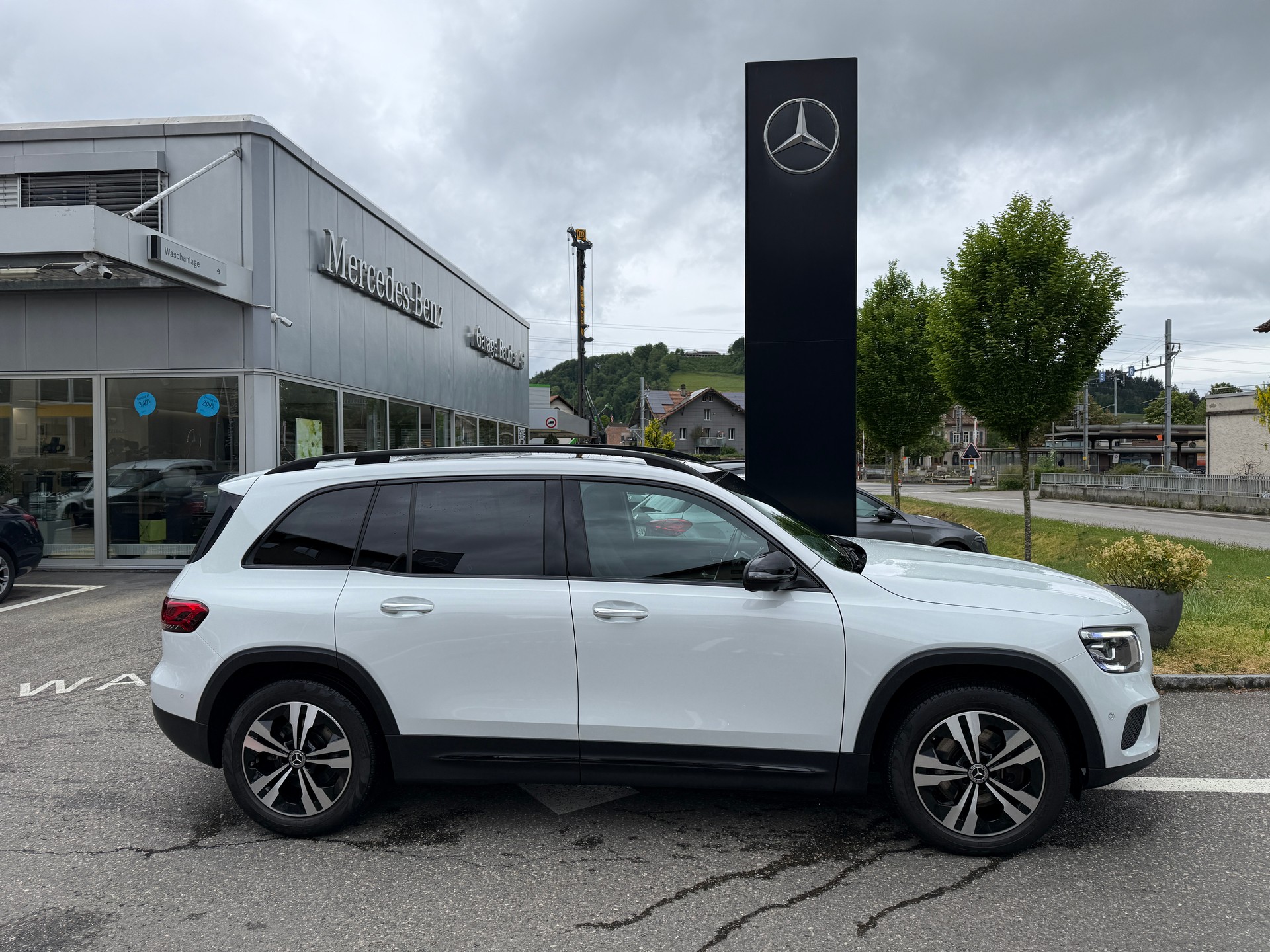 MERCEDES-BENZ GLB 250 Progress. 4 MATIC-image-9
