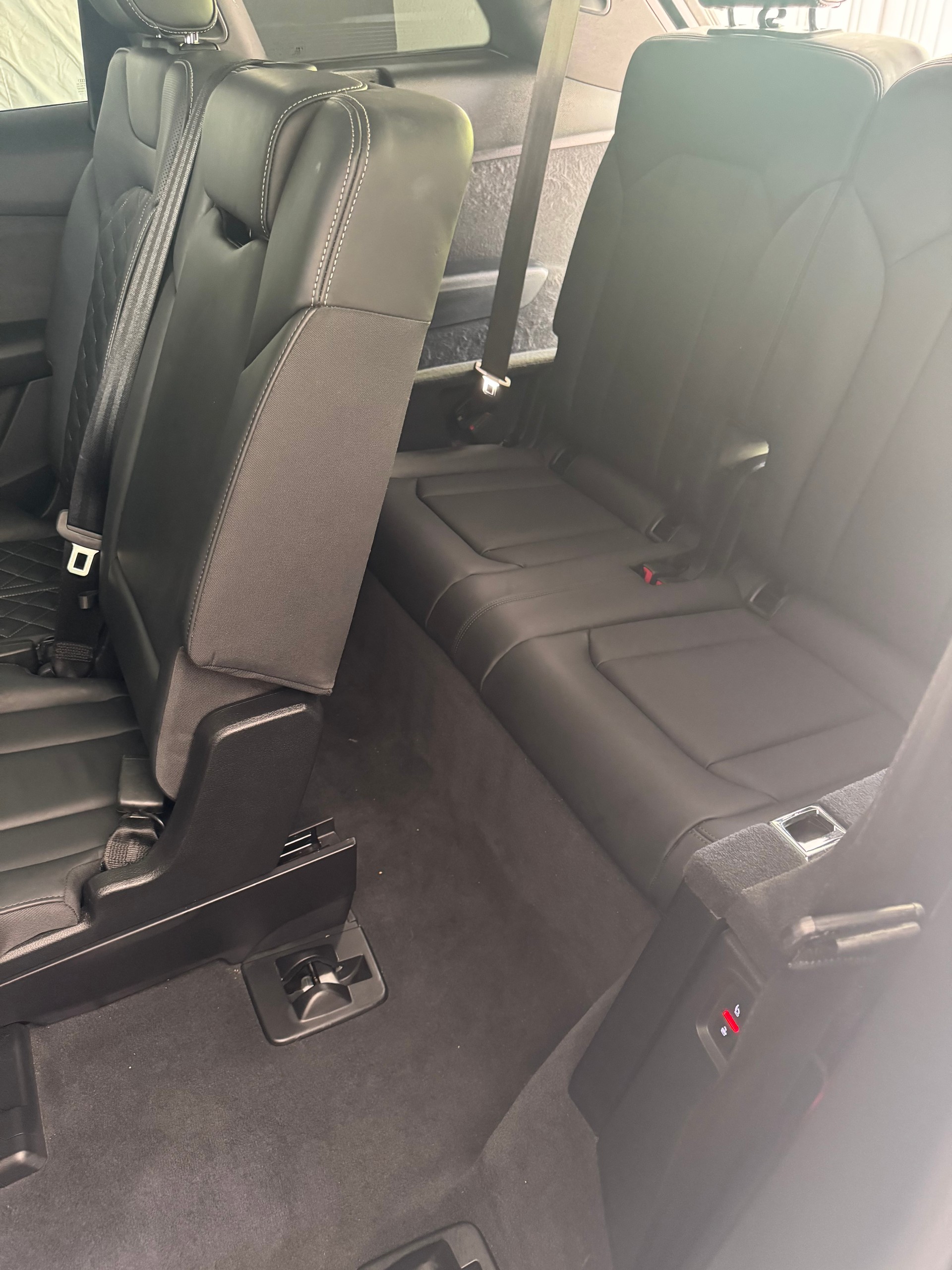 AUDI 4.0 V8 TFSI quattro T-Tronic-image-14