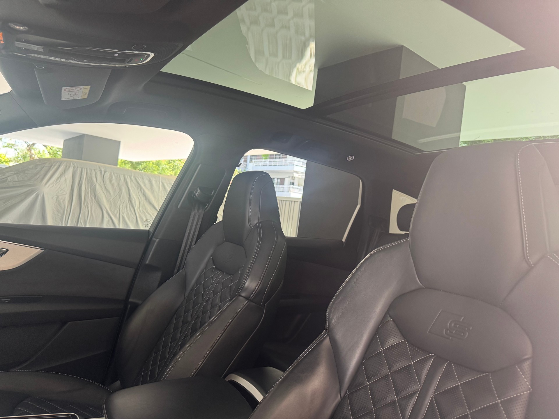 AUDI 4.0 V8 TFSI quattro T-Tronic-image-8