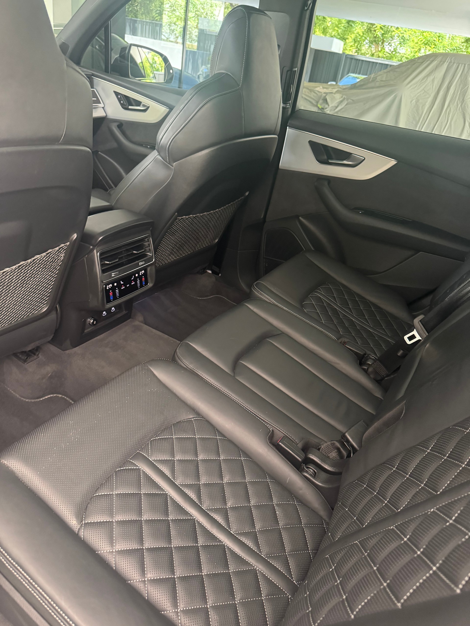 AUDI 4.0 V8 TFSI quattro T-Tronic-image-10
