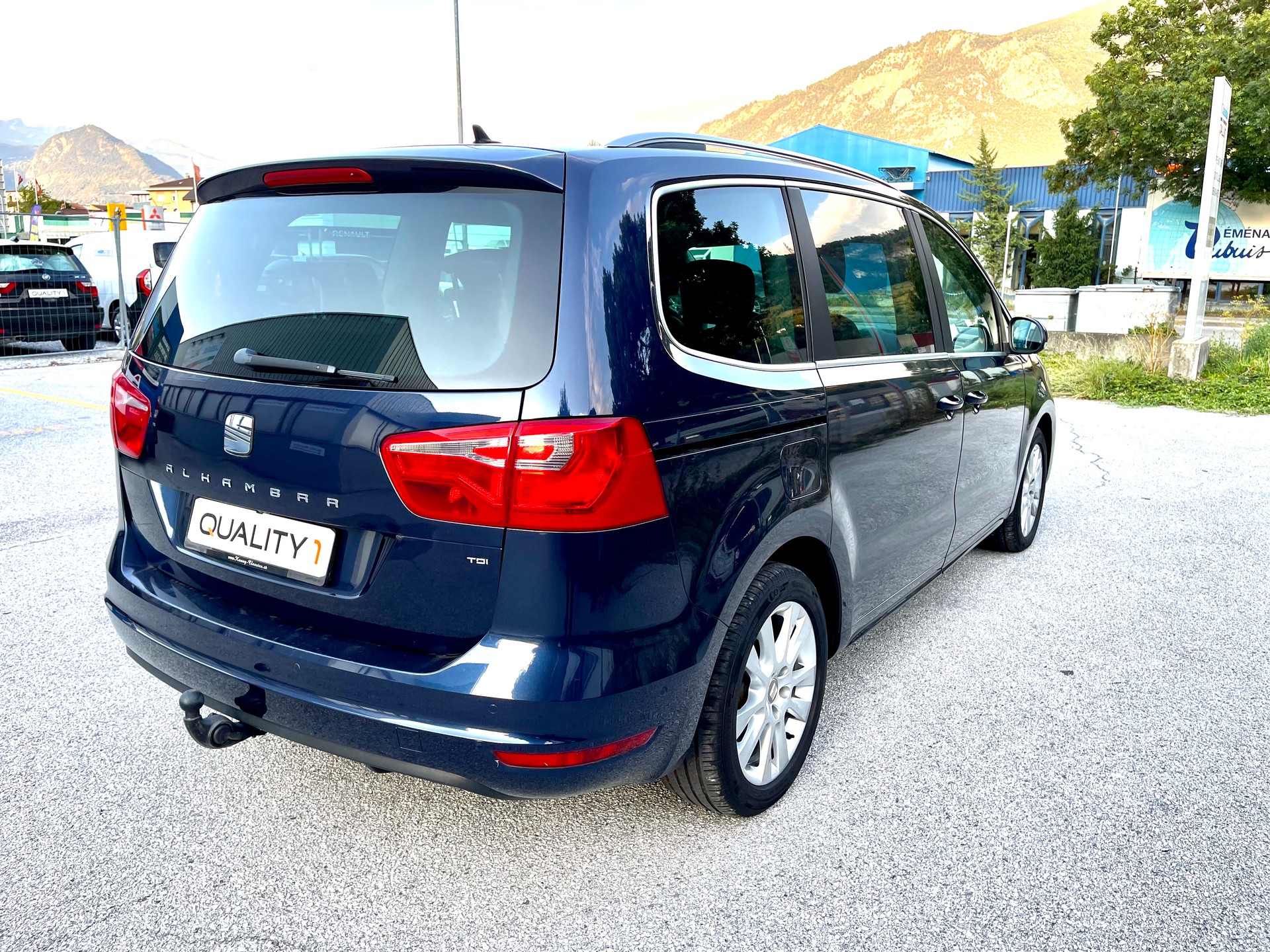 SEAT Alhambra 2.0 TDI Reference DSG-image-7
