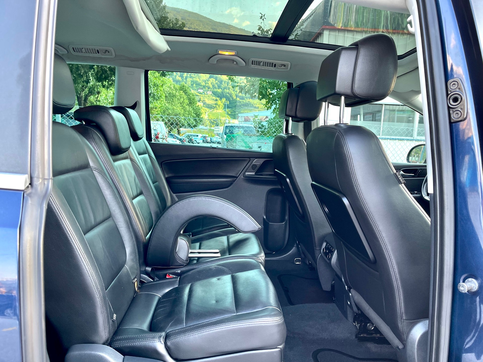 SEAT Alhambra 2.0 TDI Reference DSG-image-13