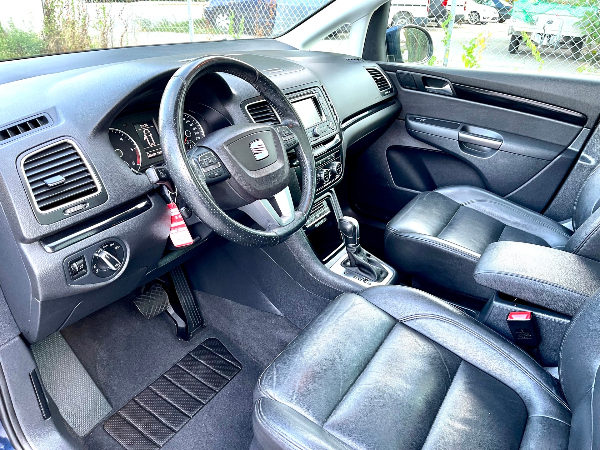 SEAT Alhambra 2.0 TDI Reference DSG-image-16