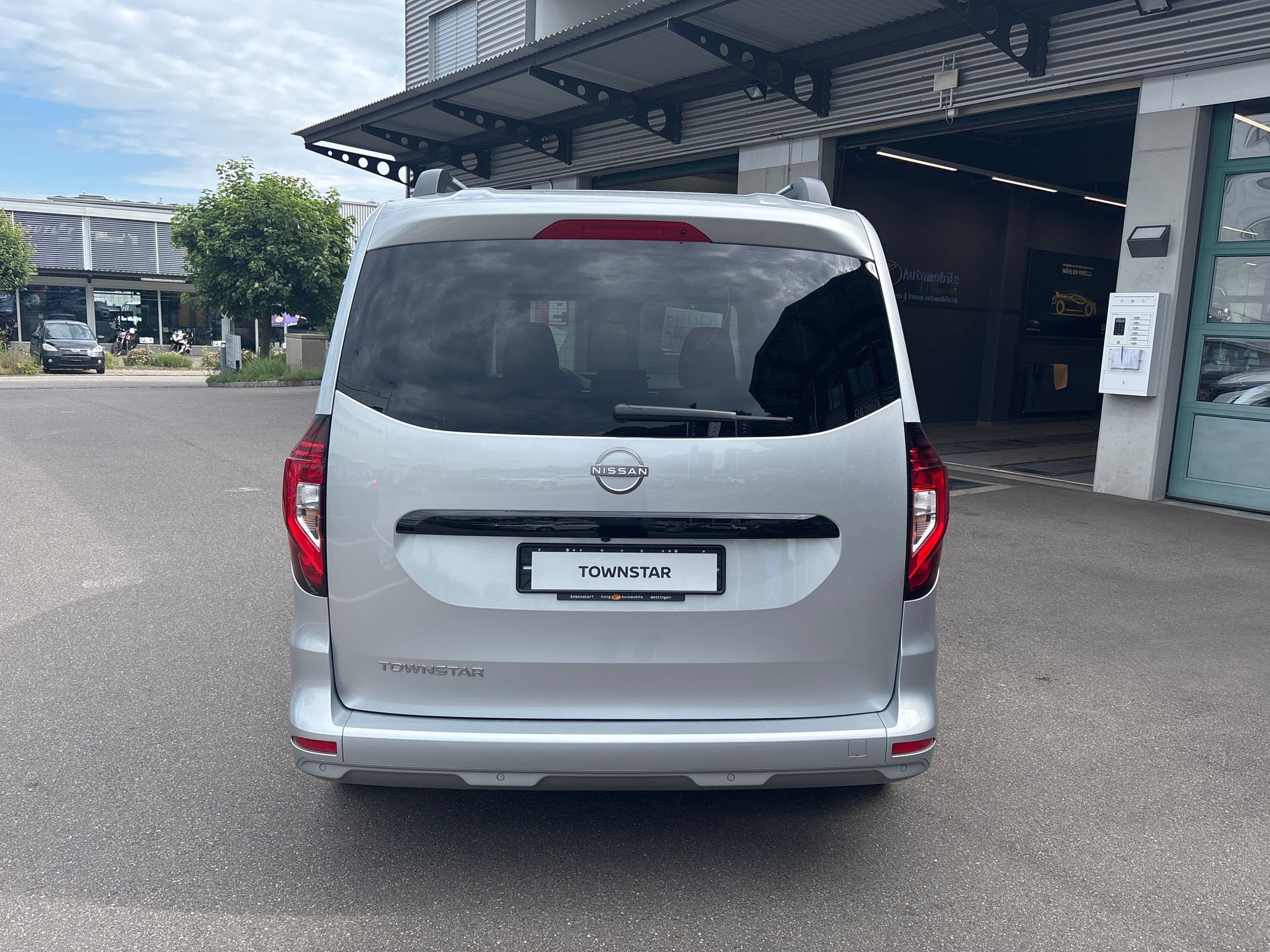 NISSAN Townstar Kombi 1.3 DIG-T L1 N-Connecta DCT-image-6