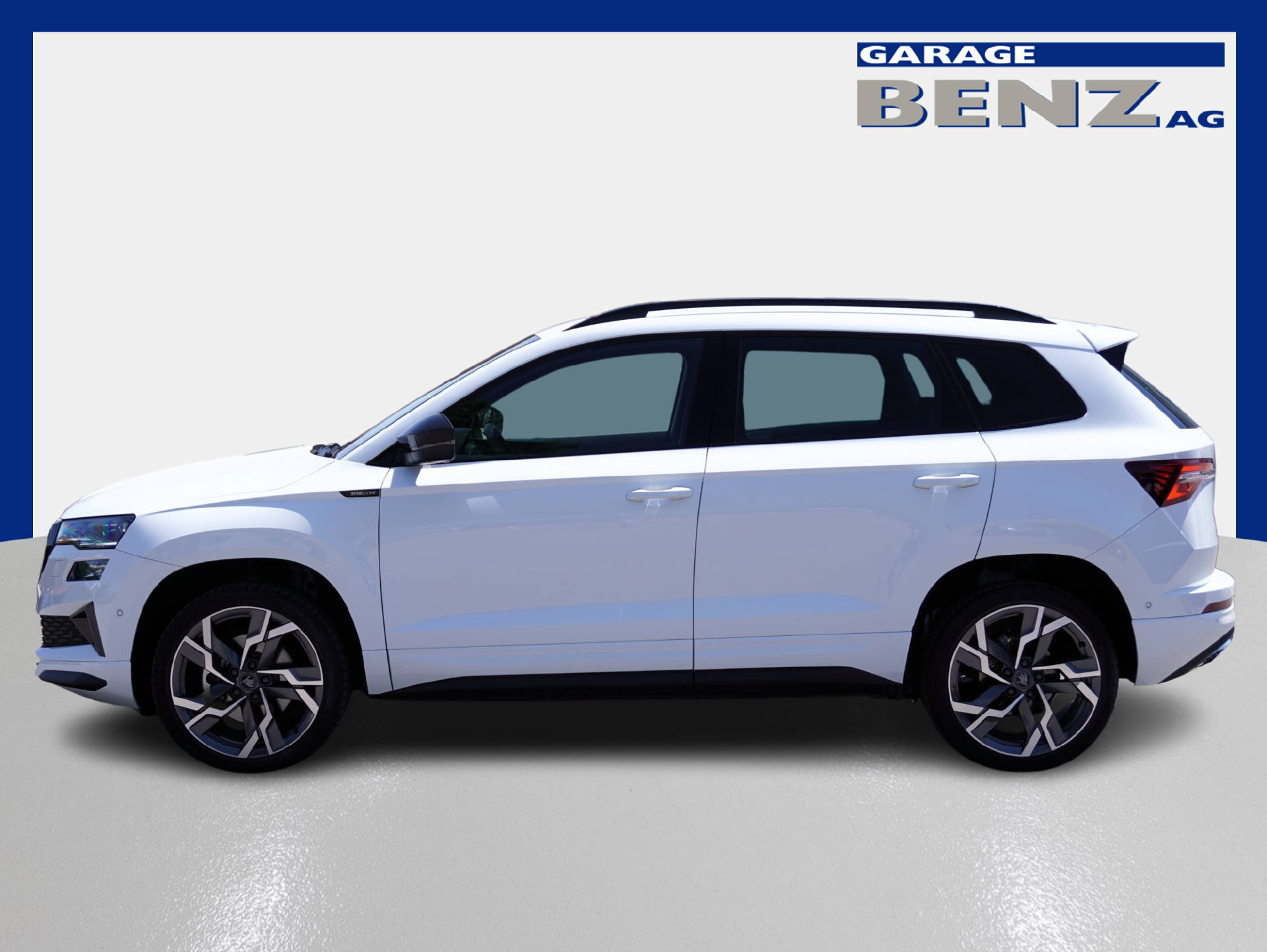 SKODA Karoq 1.5 TSI SportLine DSG-showroom-element-3