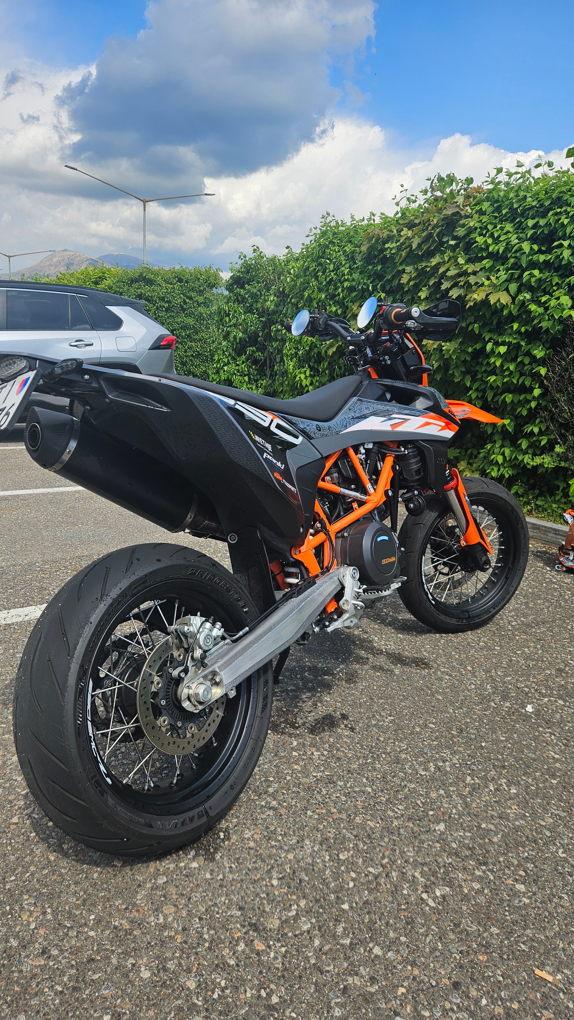 KTM 690 SMC R-image-5