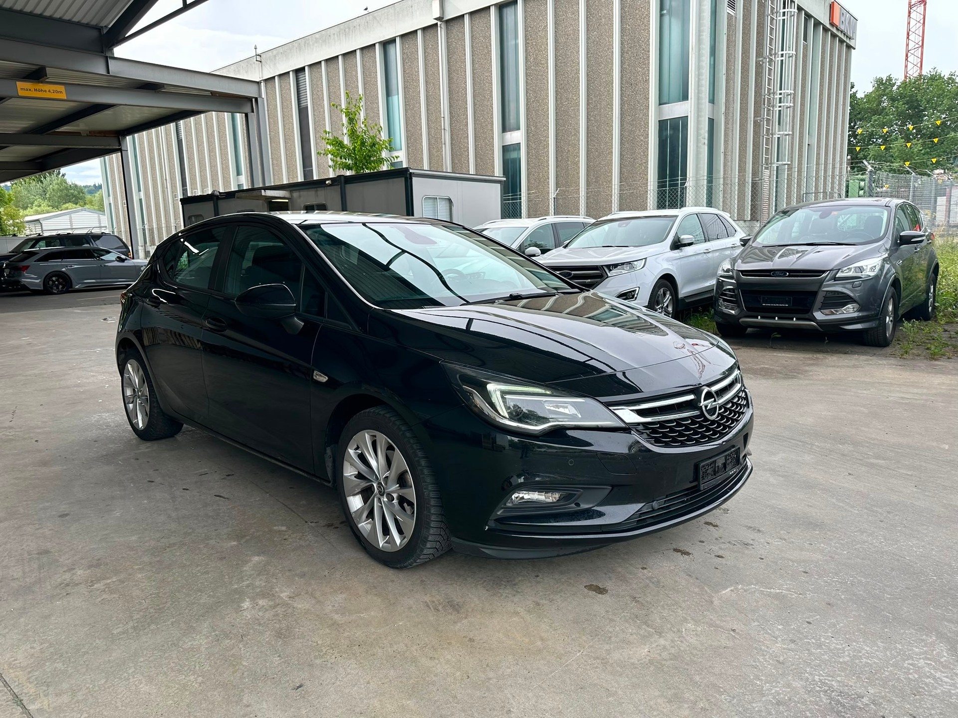 OPEL Astra 1.4i Turbo Enjoy Automatic-image-2