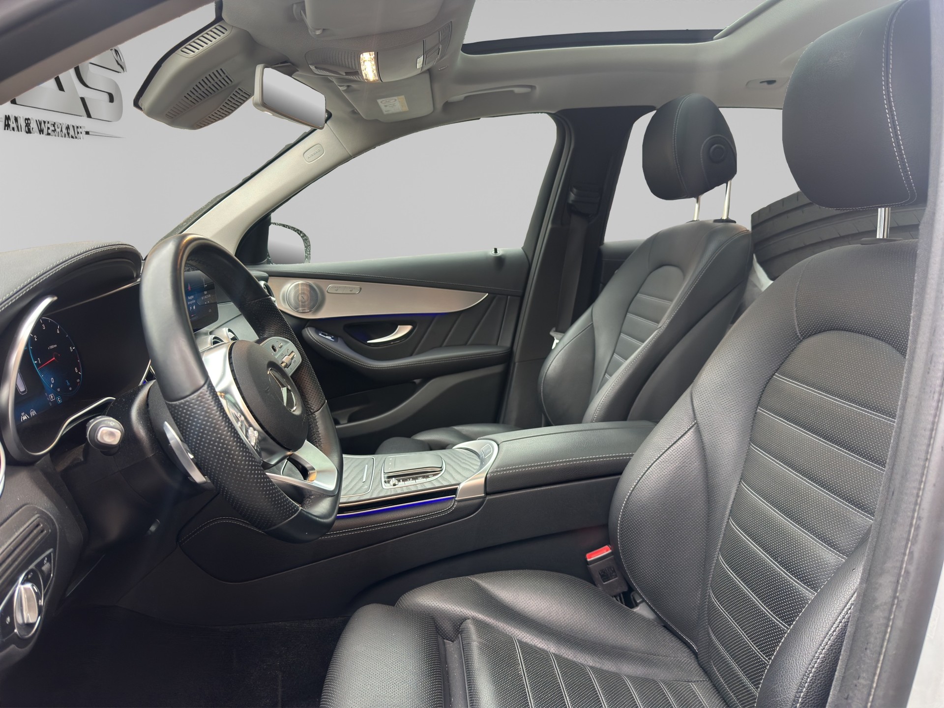 MERCEDES-BENZ GLC 220 d AMG Line 4Matic 9G-Tronic-image-8
