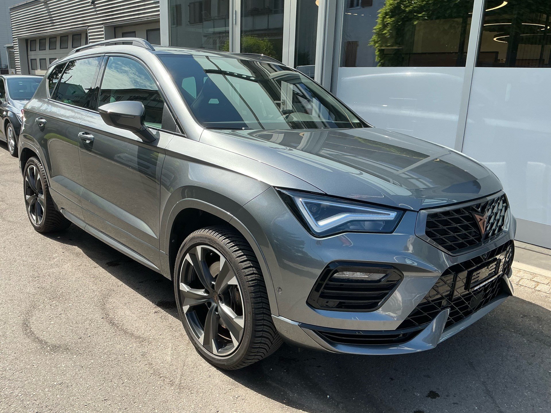 CUPRA Ateca VZ 4 DRIVE *** PANORAMAGLASDACH & ANHÄNGEKUPPLUNG ***-showroom-element-2