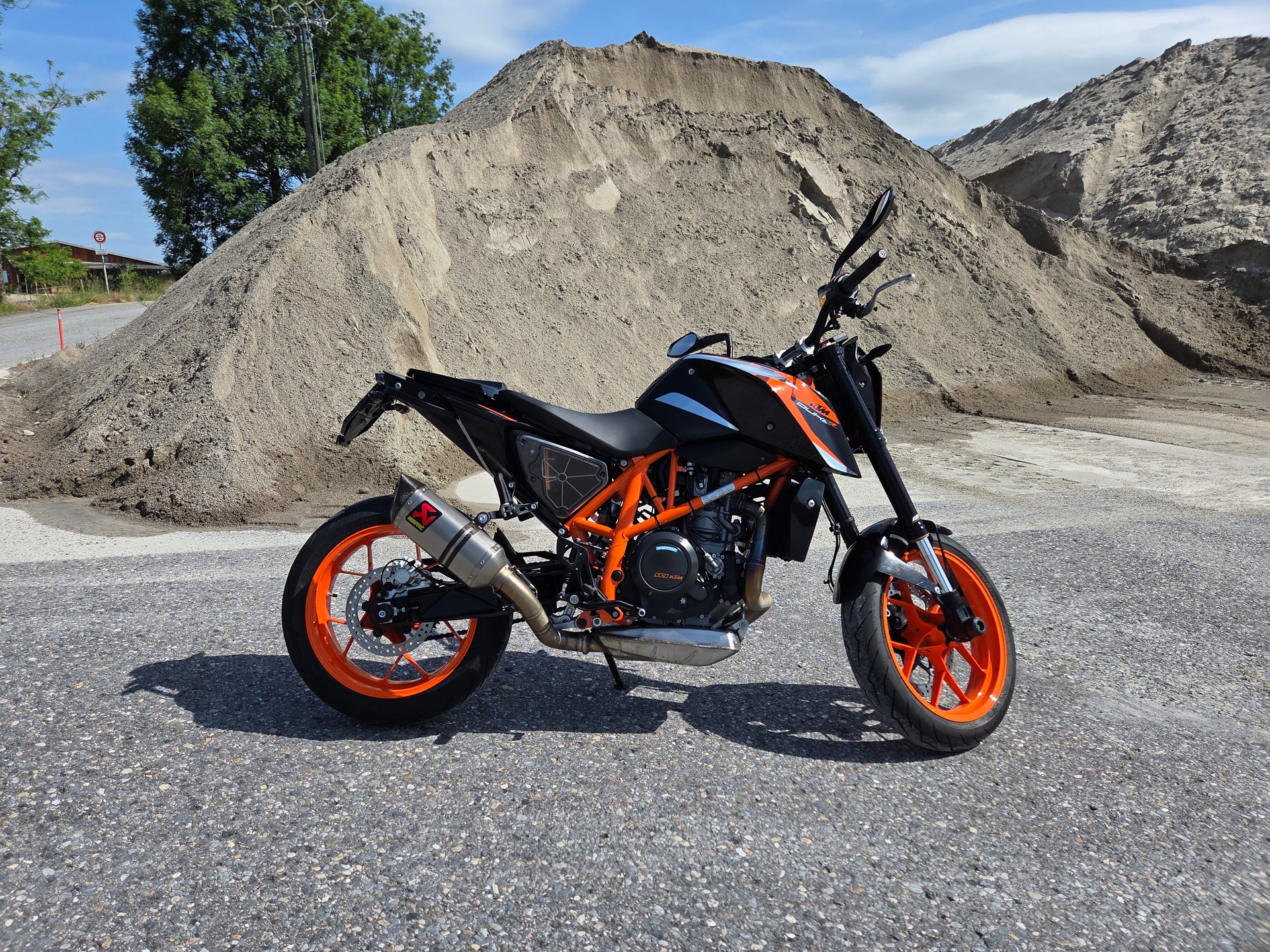 KTM Duke R ABS (35Kw)-image-2