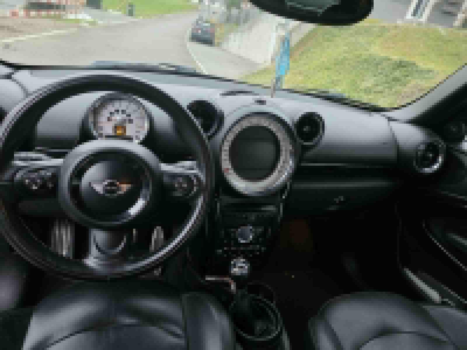 MINI Paceman Cooper S ALL4-image-3