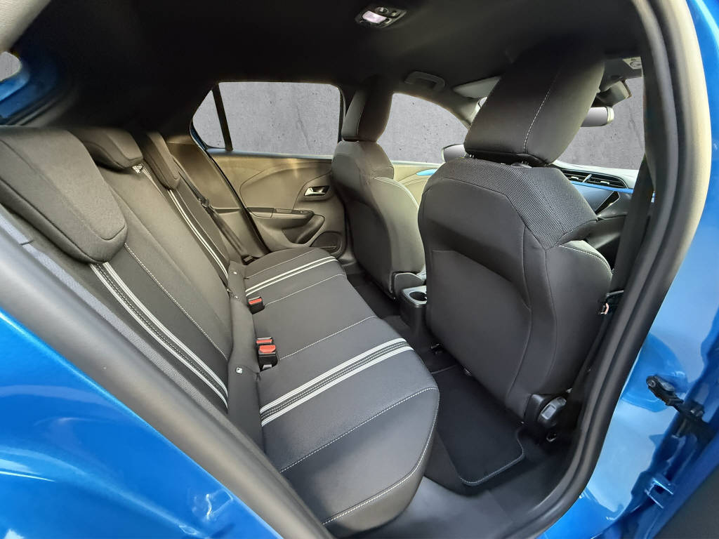 OPEL Corsa "Aide Sportive" 1.2T Hybrid-image-12