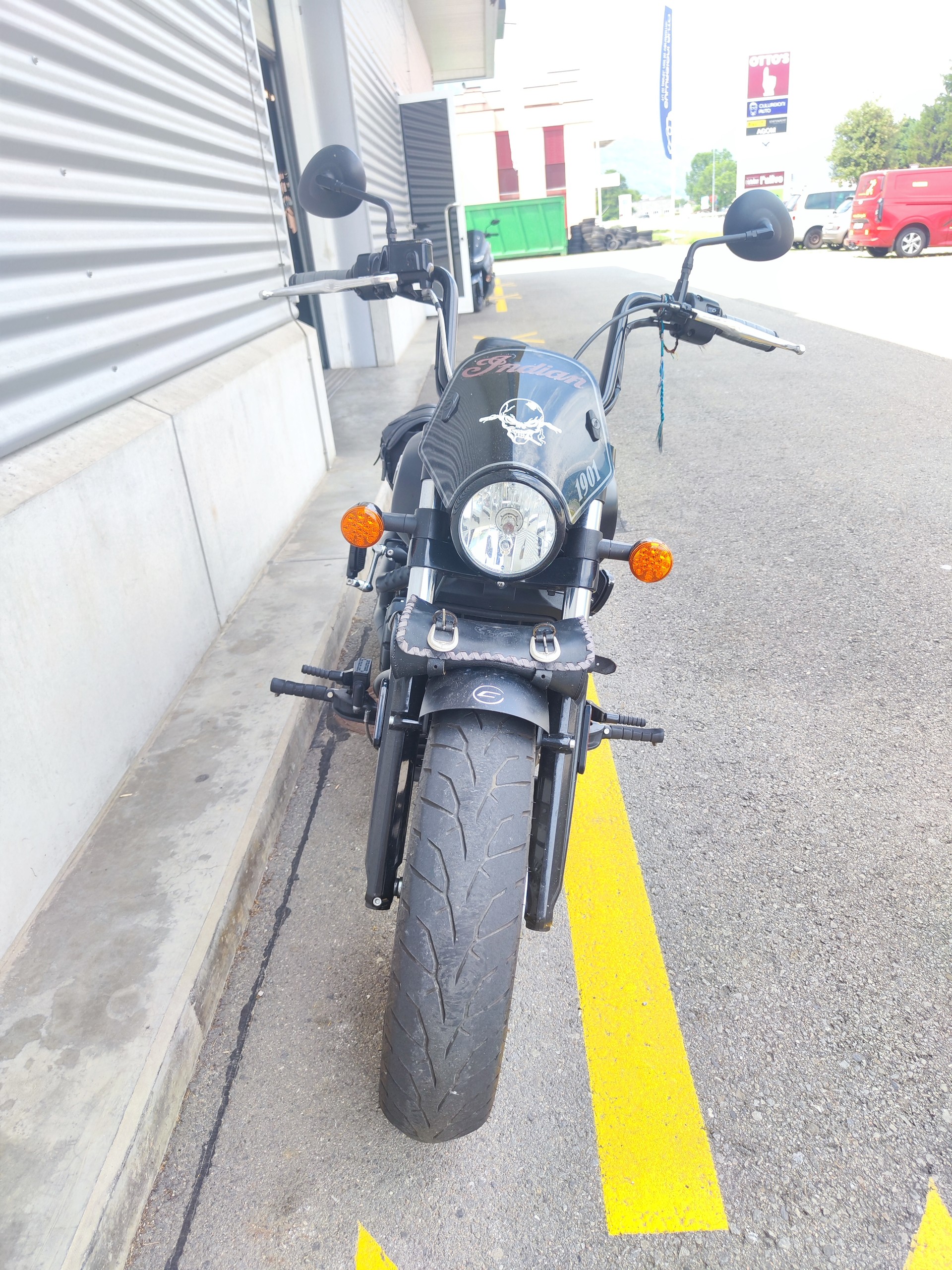 INDIAN Scout Sixty Bobber ABS-image-3