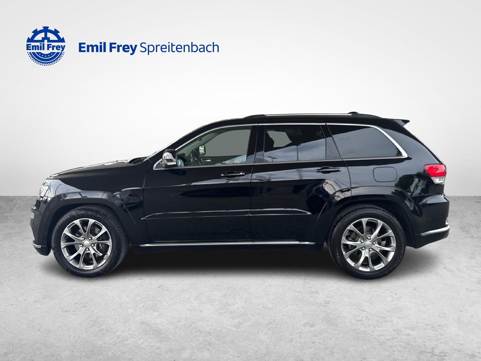 JEEP Grand Cherokee 3.0 CRD 250 Summit / ab 3,99% Leasing bei Abschluss einer Protect Autoversicherung-showroom-element-1
