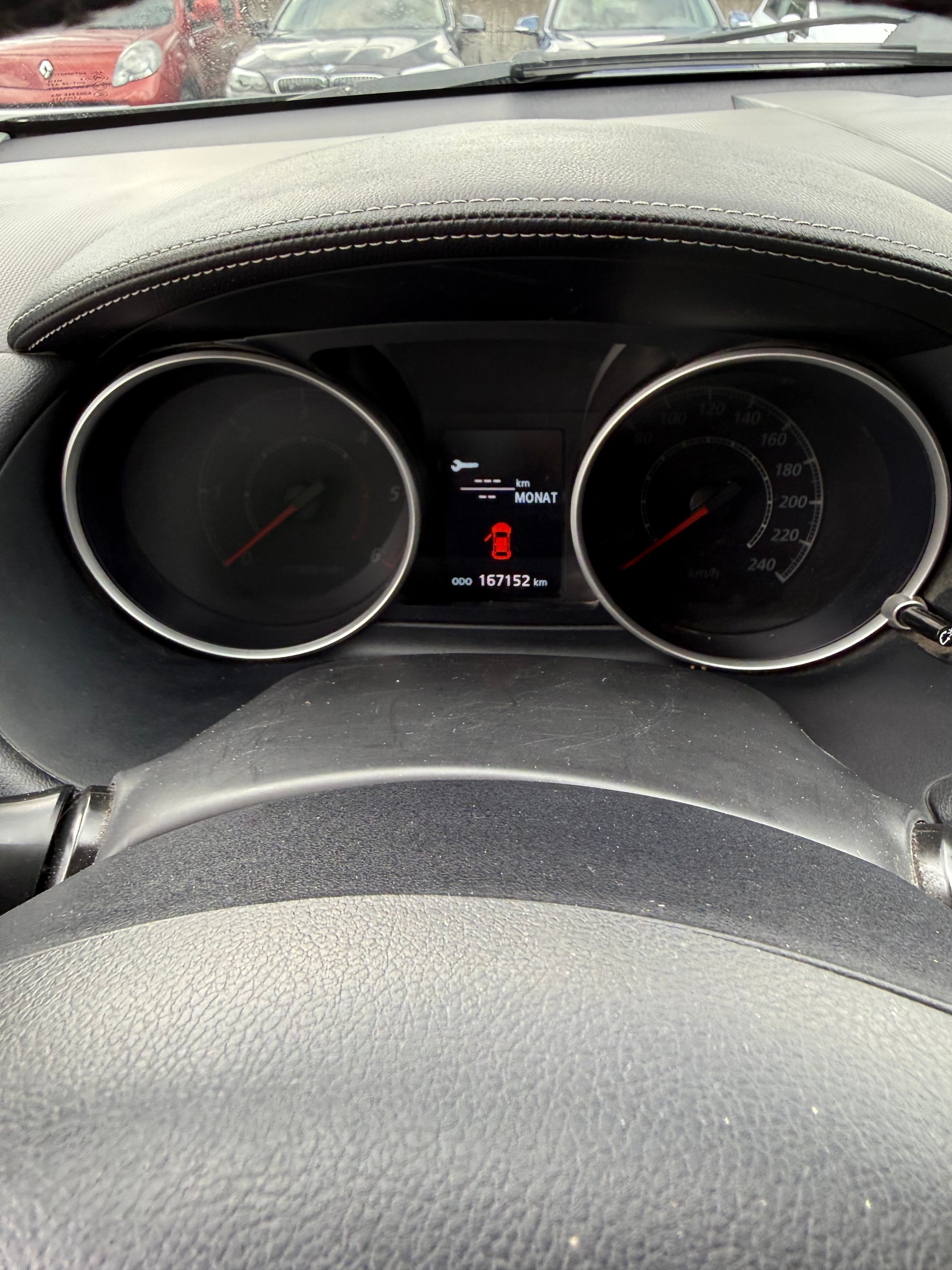 MITSUBISHI Outlander 2.2 DID Inform 4WD-image-9