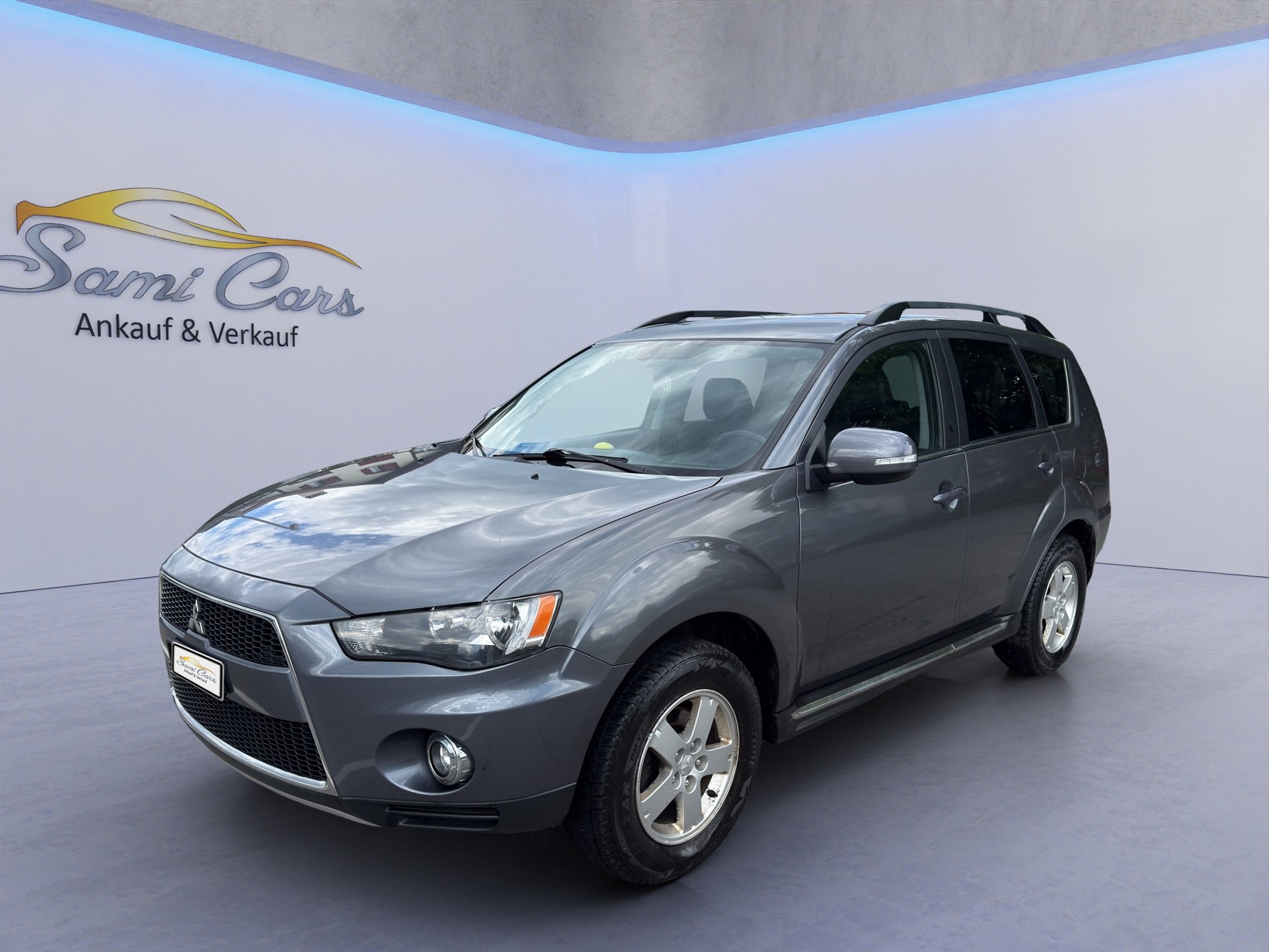 MITSUBISHI Outlander 2.2 DID Inform 4WD-image-5