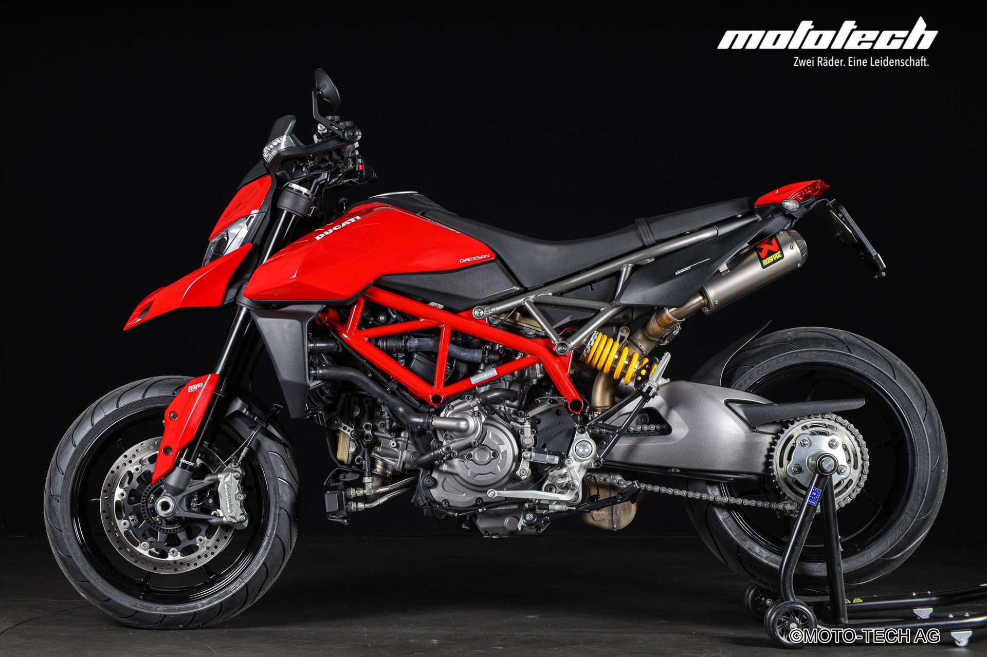 DUCATI Hypermotard 950 AKRAPOVIC-image-4
