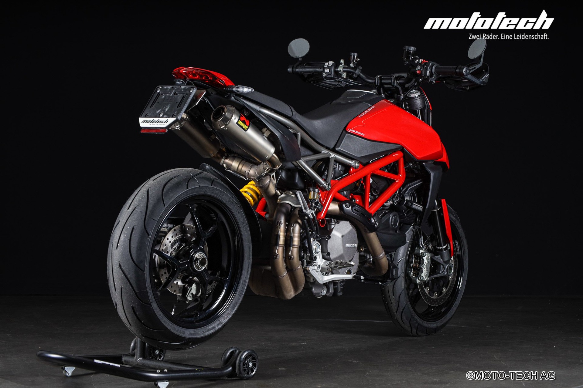 DUCATI Hypermotard 950 AKRAPOVIC-image-2