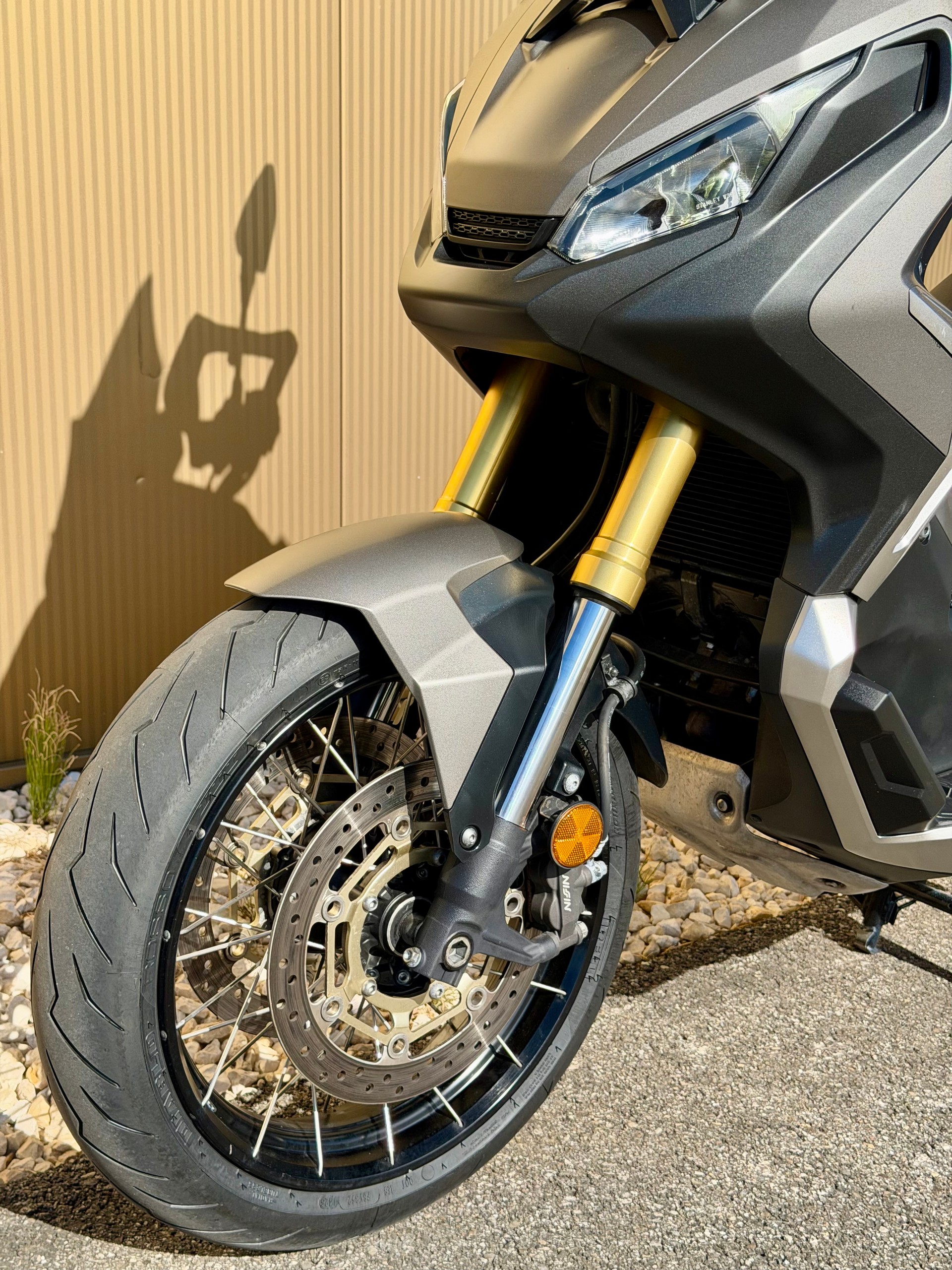 HONDA X-ADV 750 ABS-image-8