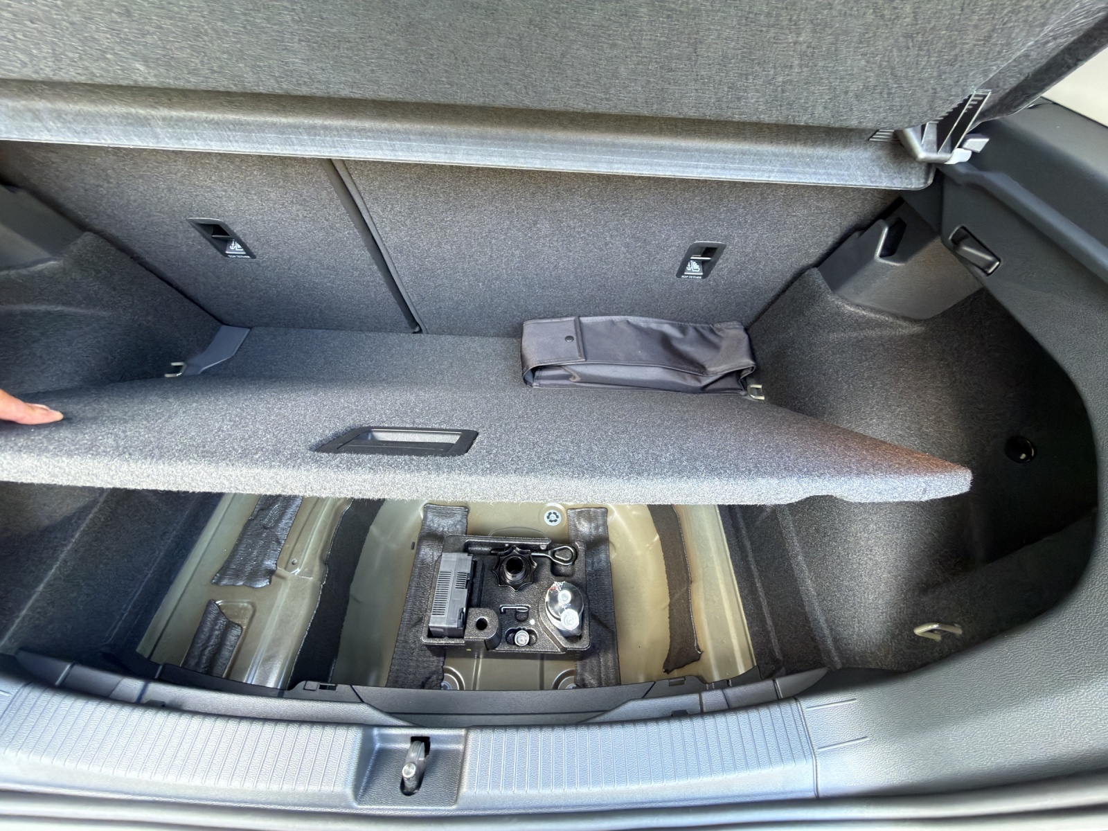 VW T-Cross 1.0 TSI EVO Life DSG-image-13