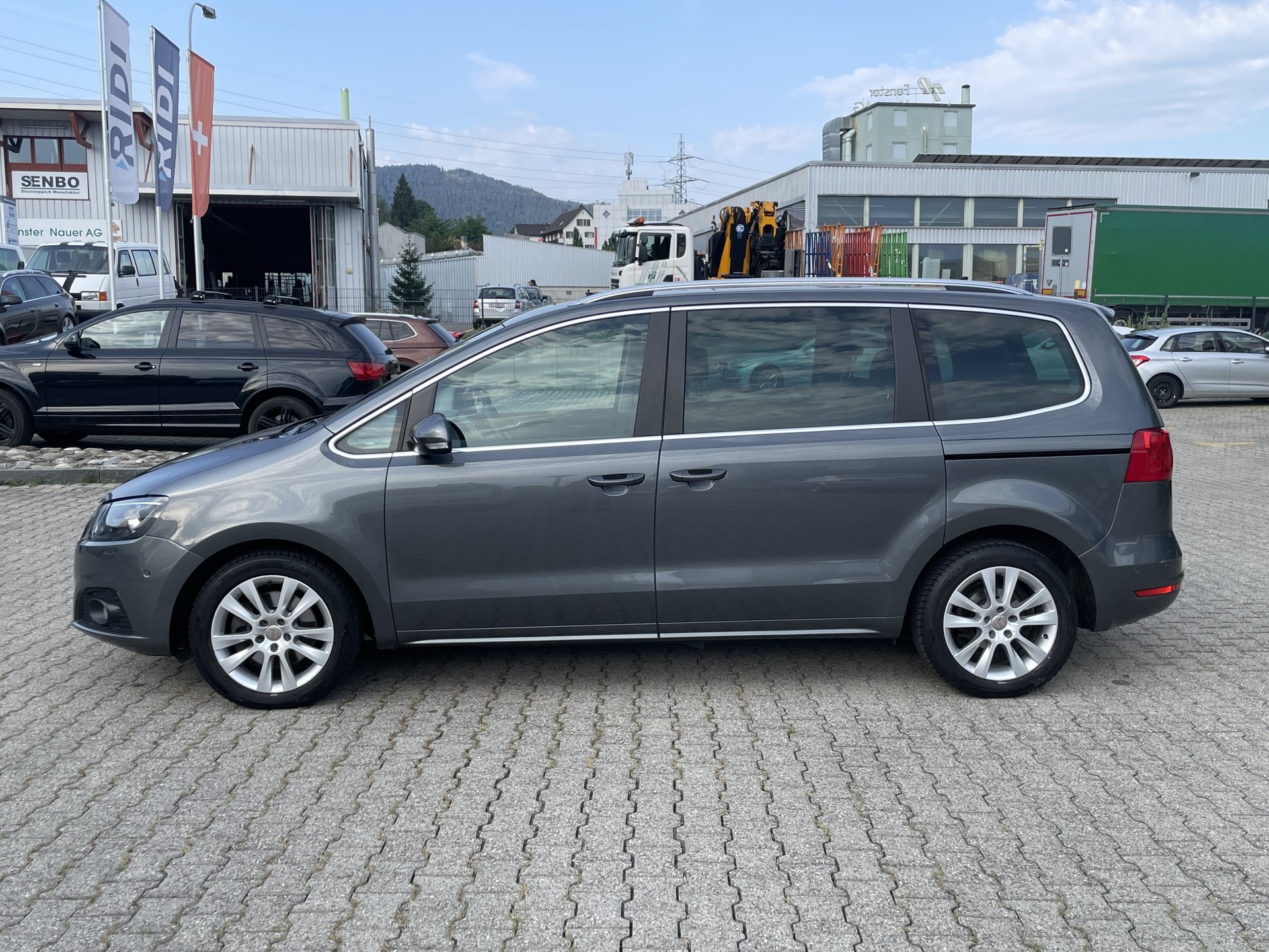 SEAT Alhambra 2.0 TDI Reference 4x4 * 7 Plätzer Airbag Lampe brennt *-image-2