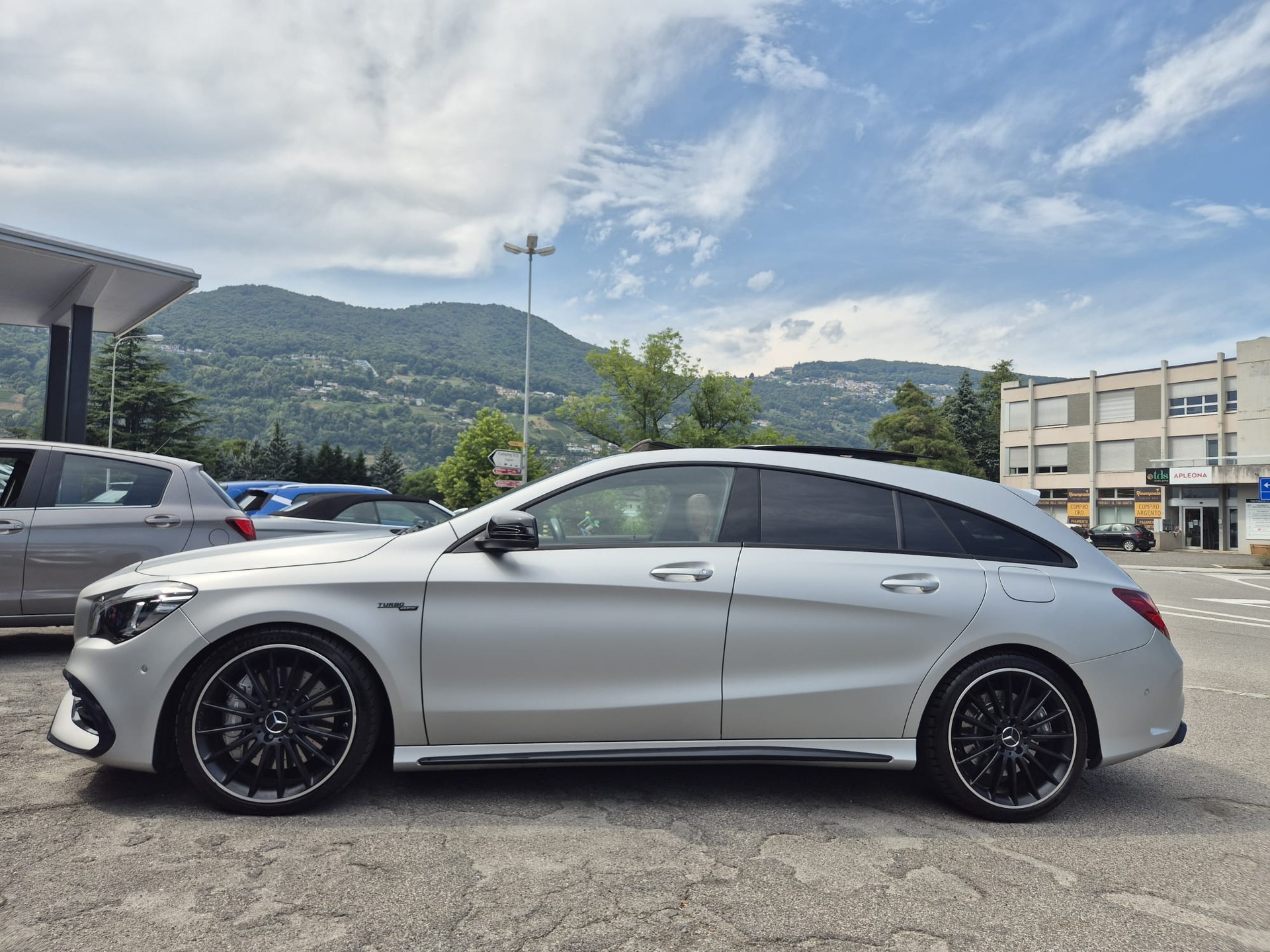 MERCEDES-BENZ CLA Shooting Brake 45 AMG 4Matic Speedshift